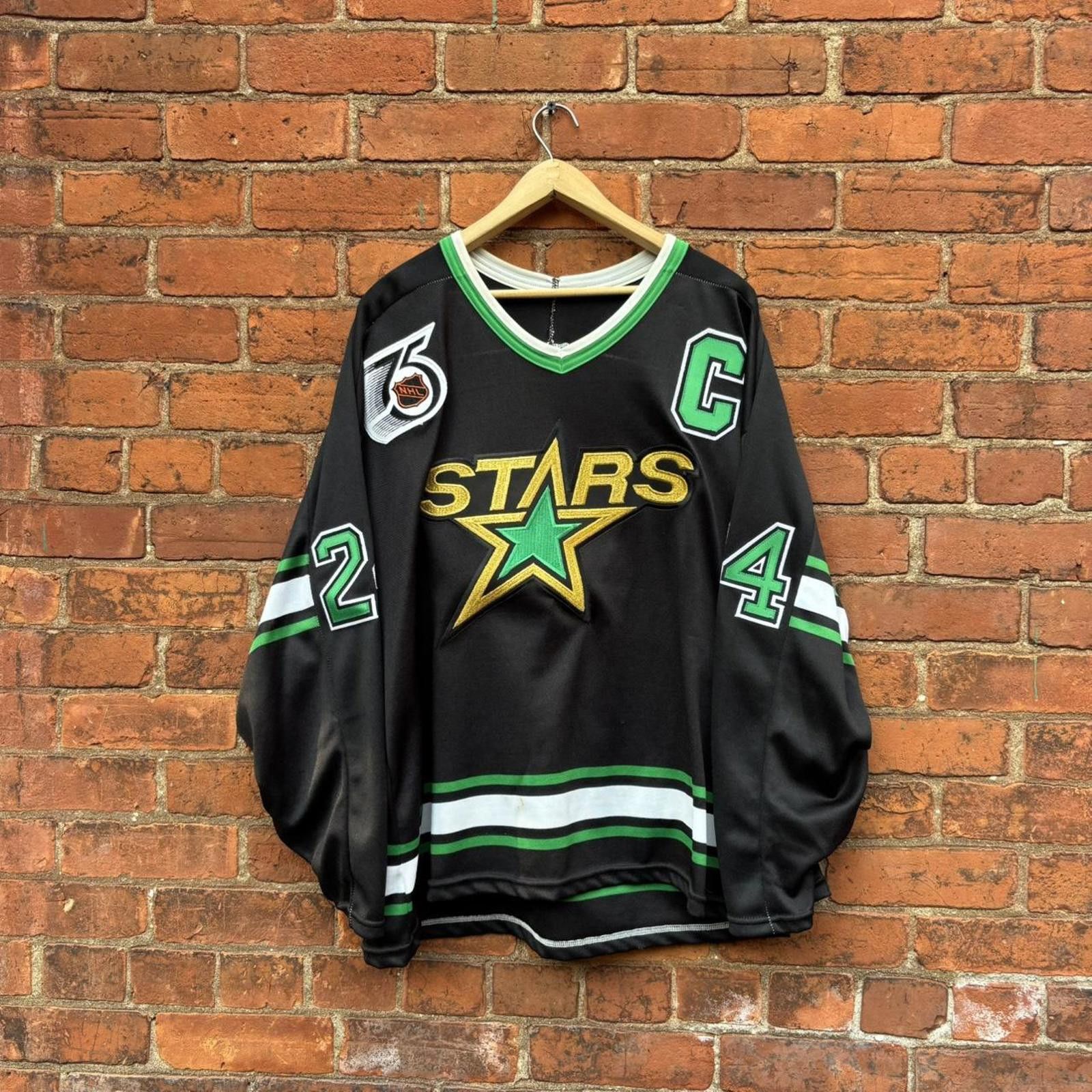 Other Vintage Dallas stars mark tinordi ccm maska jersey XXL Size US XXL / EU 58 / 5 - 1 Thumbnail