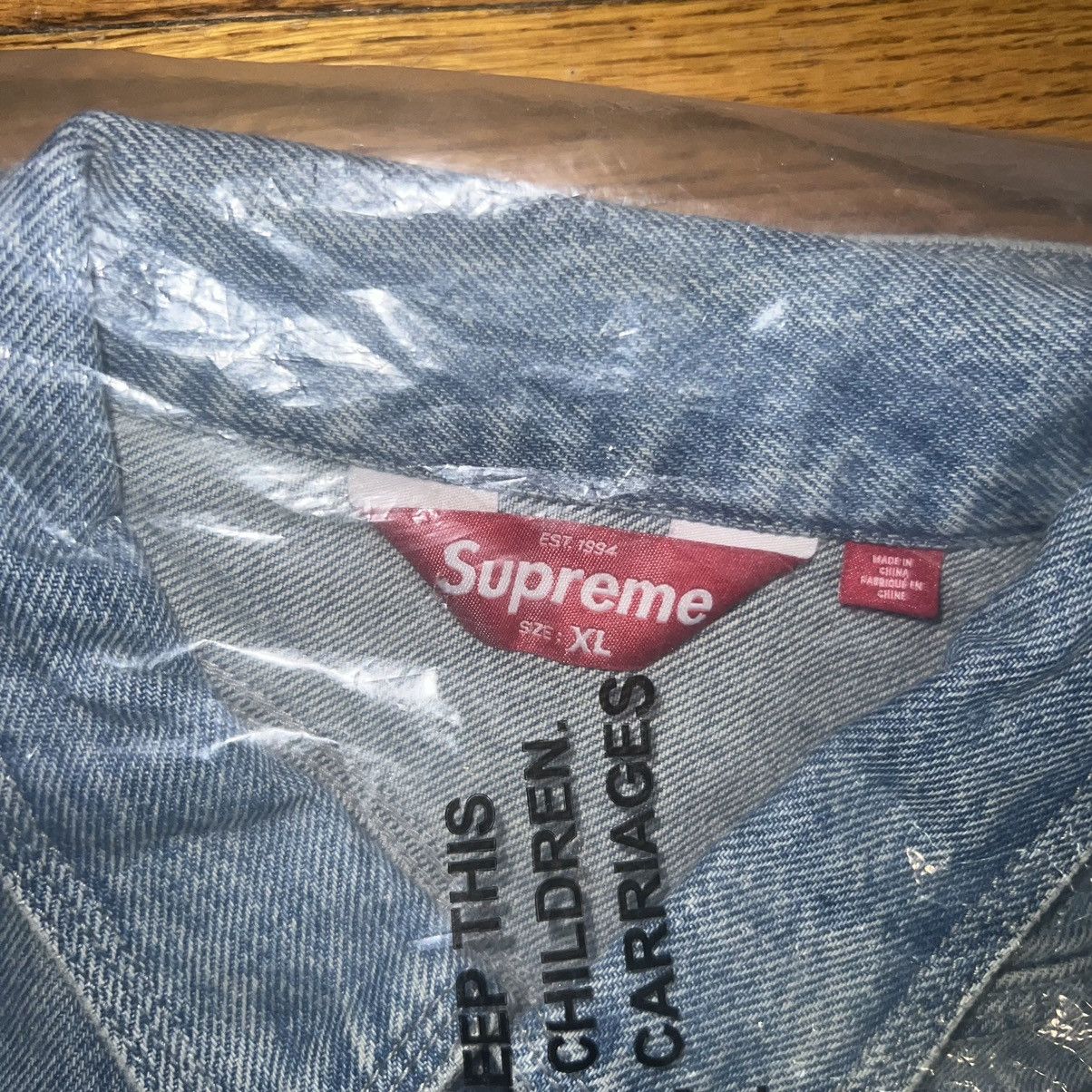 Supreme Supreme S Logo Denim Trucker Jacket Washed Blue Size: XL Size US XL / EU 56 / 4 - 4 Thumbnail