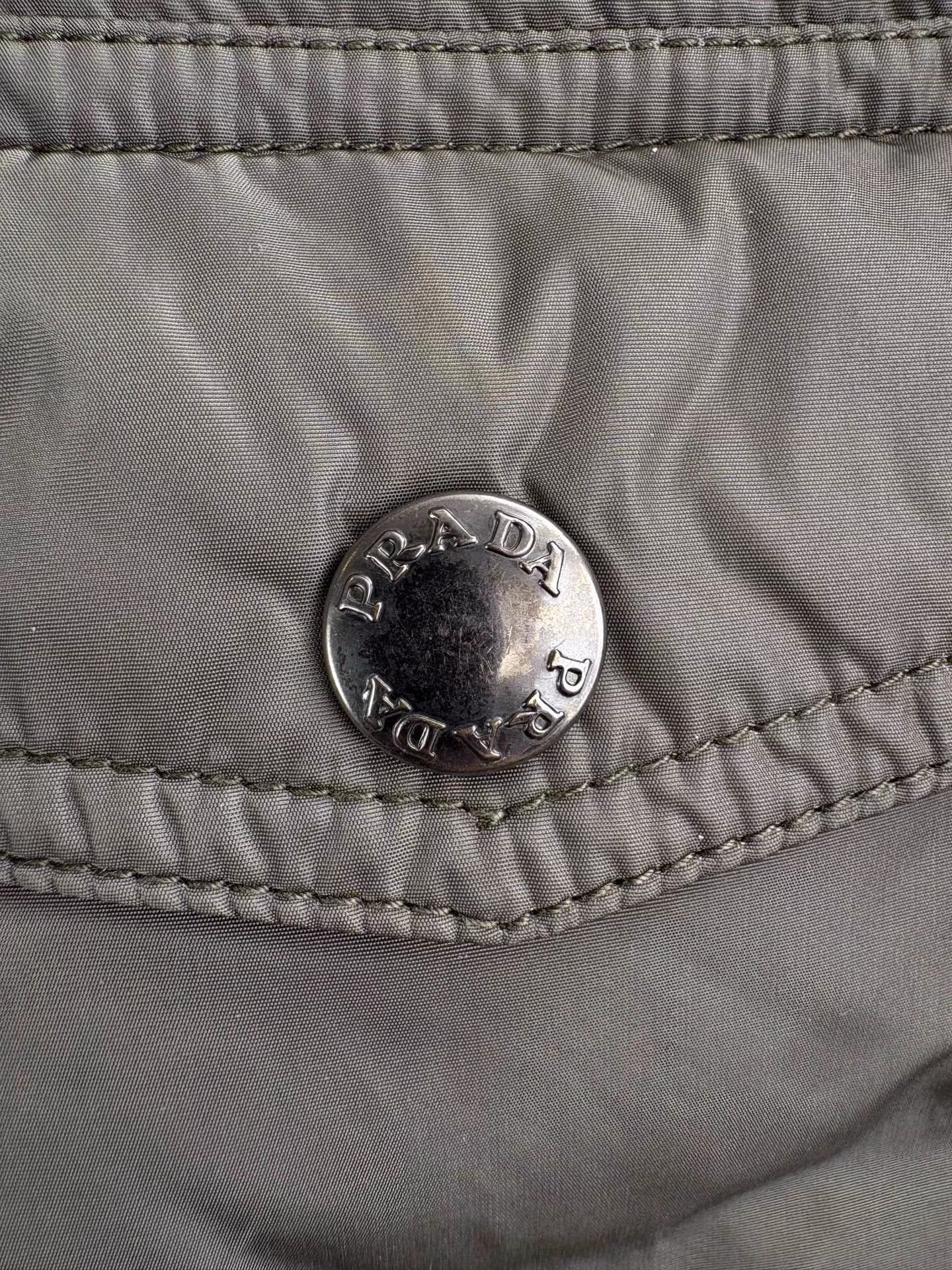 Prada PRADA Khaki Green Triangle Logo Down Jacket Size XS / US 0-2 / IT 36-38 - 4 Thumbnail
