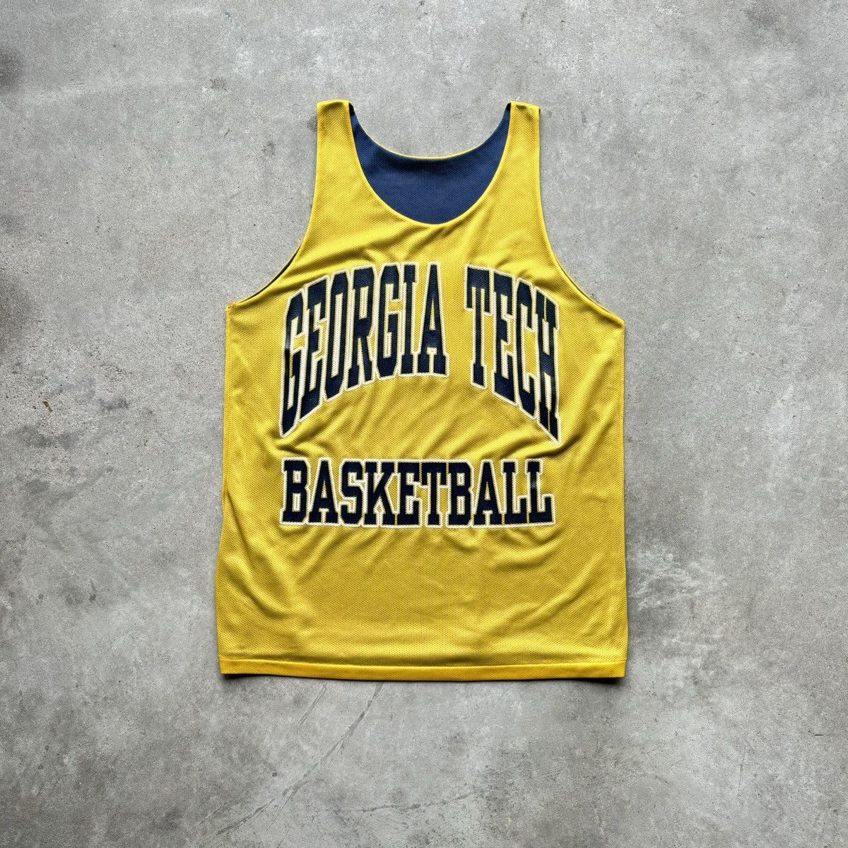 Vintage vintage 90s GEORGIA TECH College Basketball spellout jersey Size US L / EU 52-54 / 3 - 11 Thumbnail