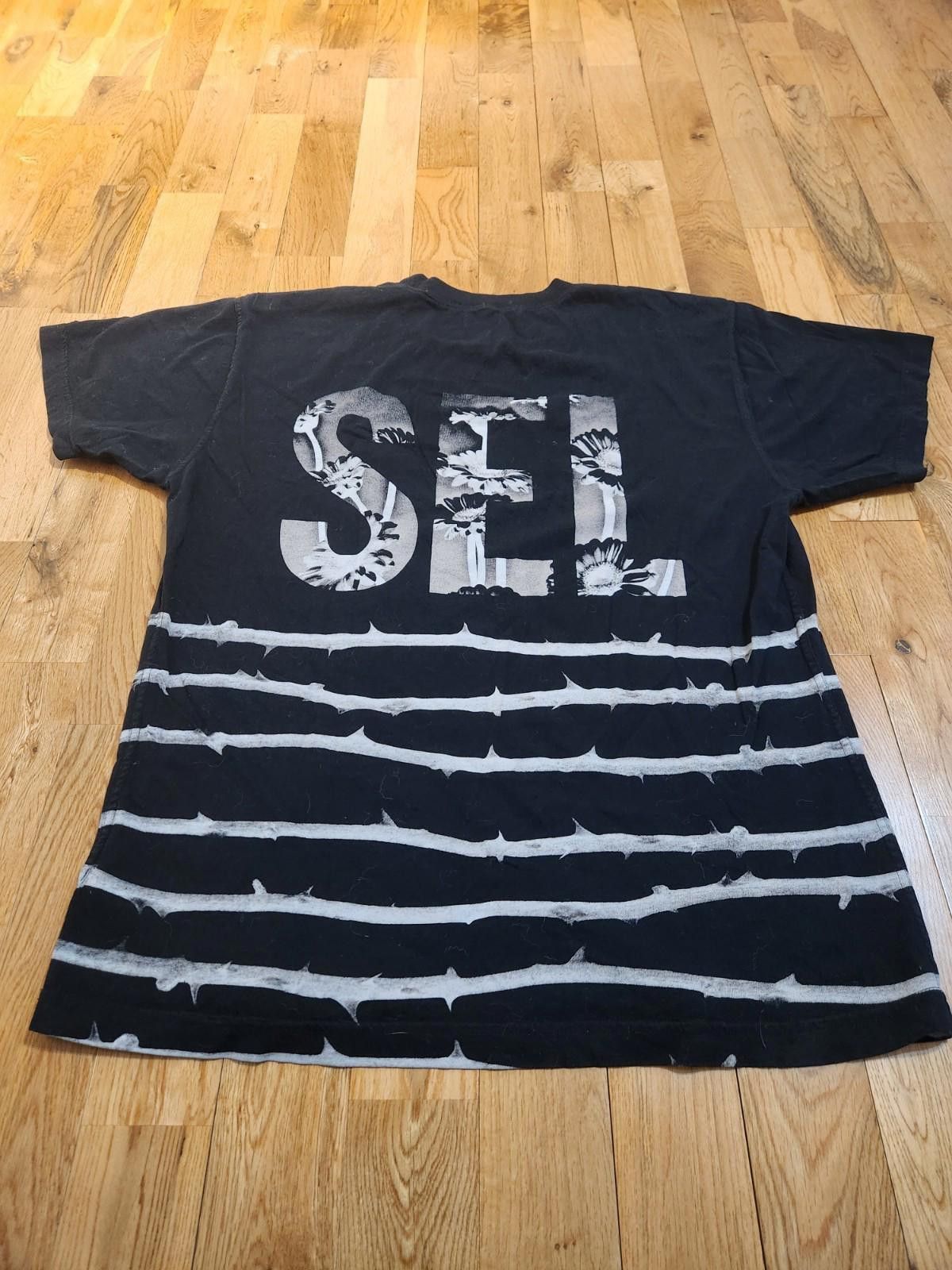 Diesel RARE Vintage Diesel Barbed Wire Wrap Around T-Shirt Men's L Size US L / EU 52-54 / 3 - 3 Thumbnail