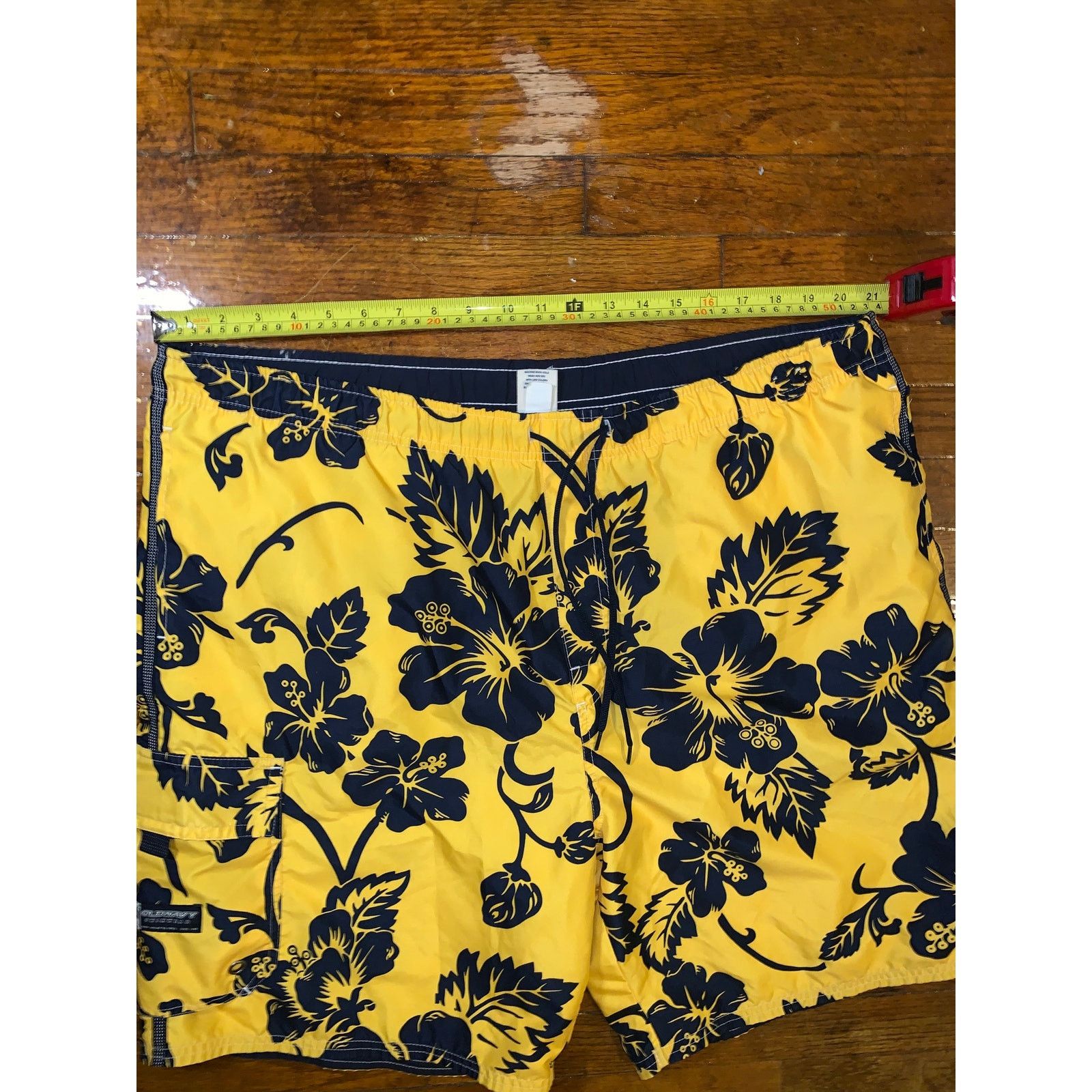 Old Navy Vintage Y2K Old Navy Swim Trunks L Yellow Floral Cargo Size US 38 / EU 54 - 4 Thumbnail