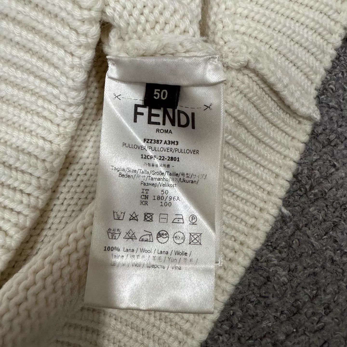 Fendi 95 New Fendi Beige Knit Wool Sweater 40 Size S / US 4 / IT 40 - 4 Thumbnail