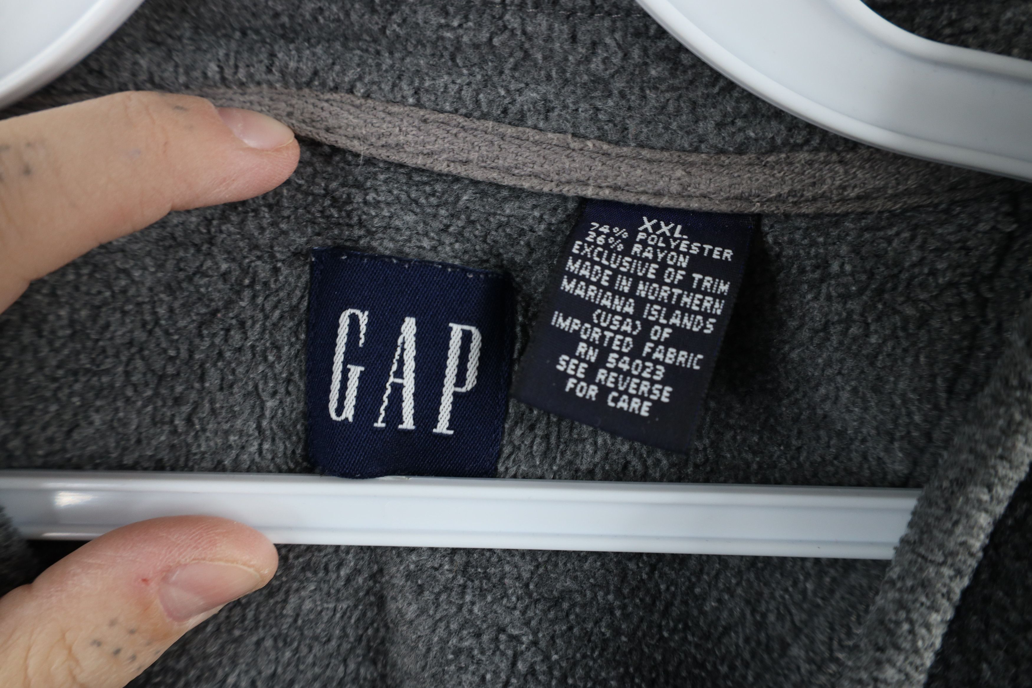 Gap × Vintage Vintage 90s Gap V-Neck Fleece Pullover Sweater Gray USA Size US XXL / EU 58 / 5 - 4 Thumbnail
