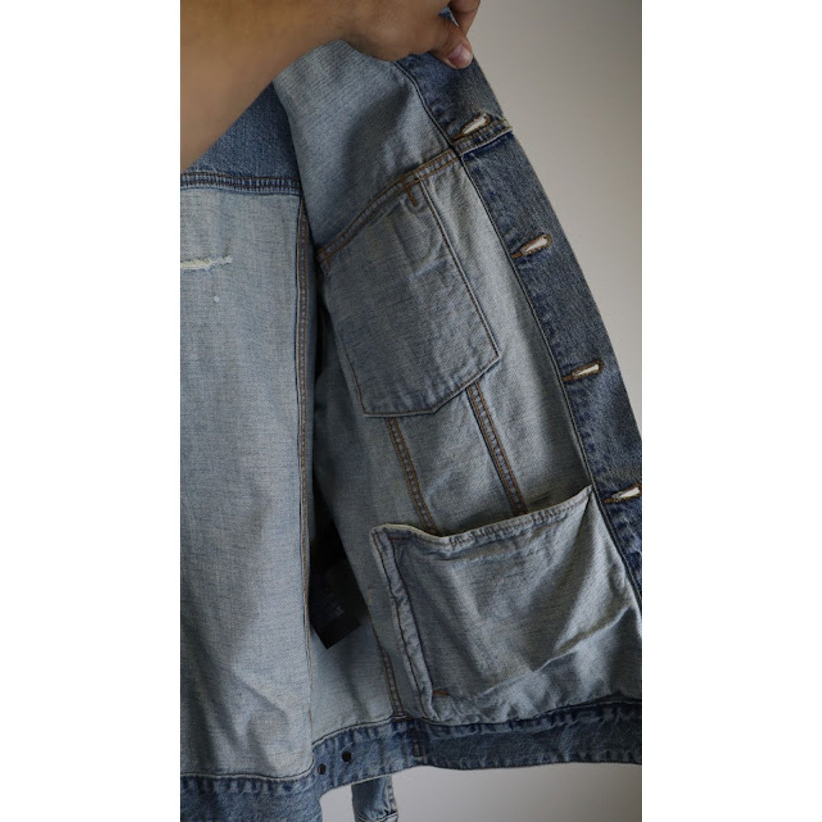 Saint Laurent Paris o1rshd1 Classic Denim Jacket in Sky Blue Size US M / EU 48-50 / 2 - 14 Thumbnail
