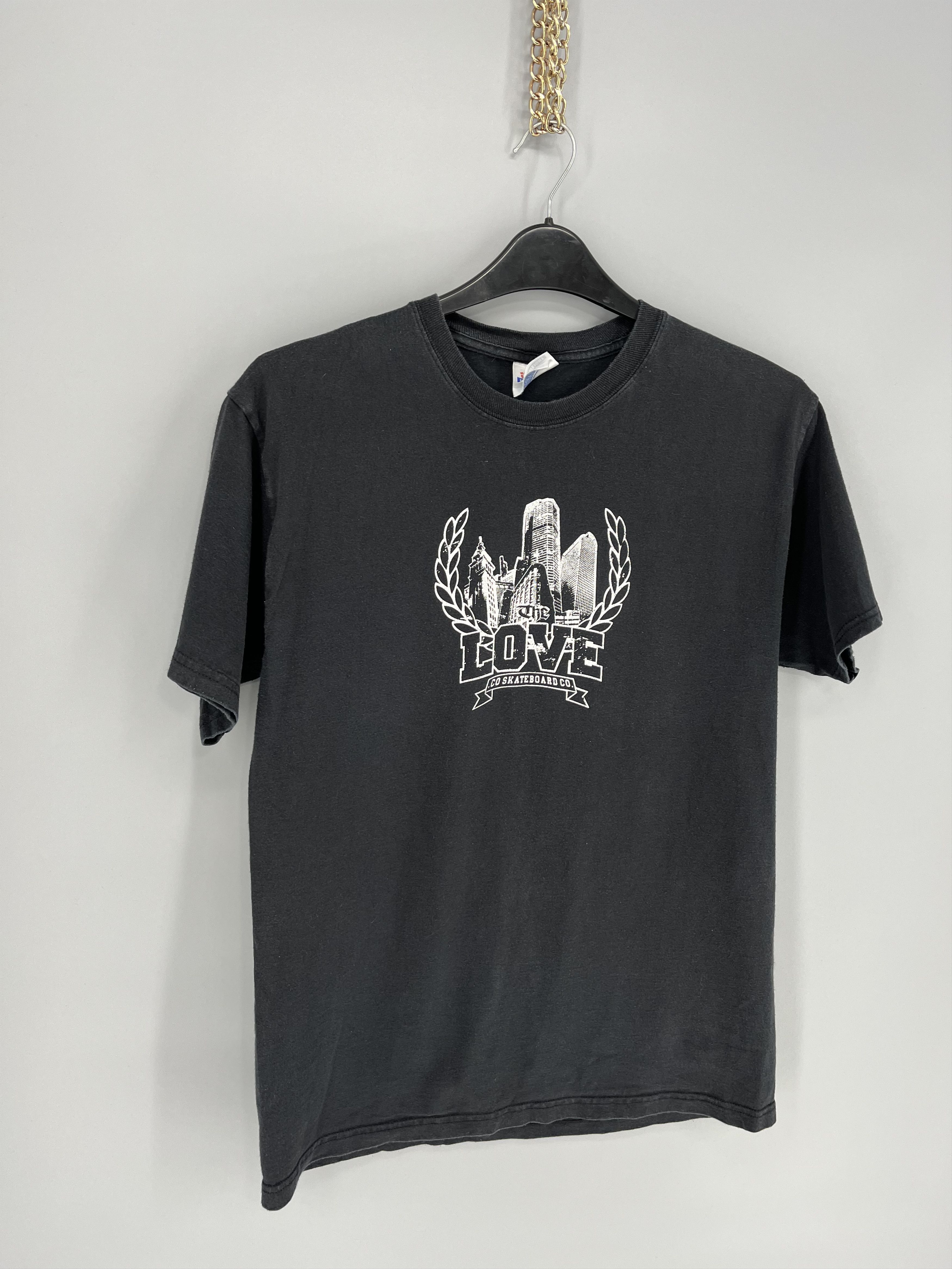 Think Skateboards Rare Design Vintage Love Skateboard T-shirt 90s Size US S / EU 44-46 / 1 - 4 Thumbnail