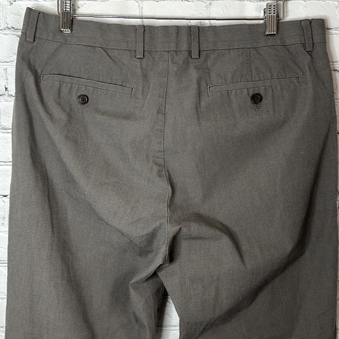 Banana Republic Banana Republic Non Iron Tailored Slim Fit Pants 35x32 Brown Tan Dress Pants Men Slim Chino 32 Inseam Mens Size US 35 - 4 Thumbnail