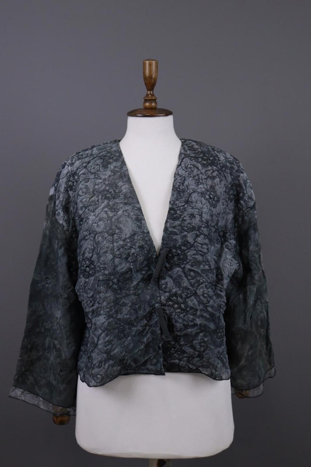 Designer Absolut By Zebra Gray Floral Button Down Jacket Size 2 / M Size XS / US 0-2 / IT 36-38 - 1 Thumbnail