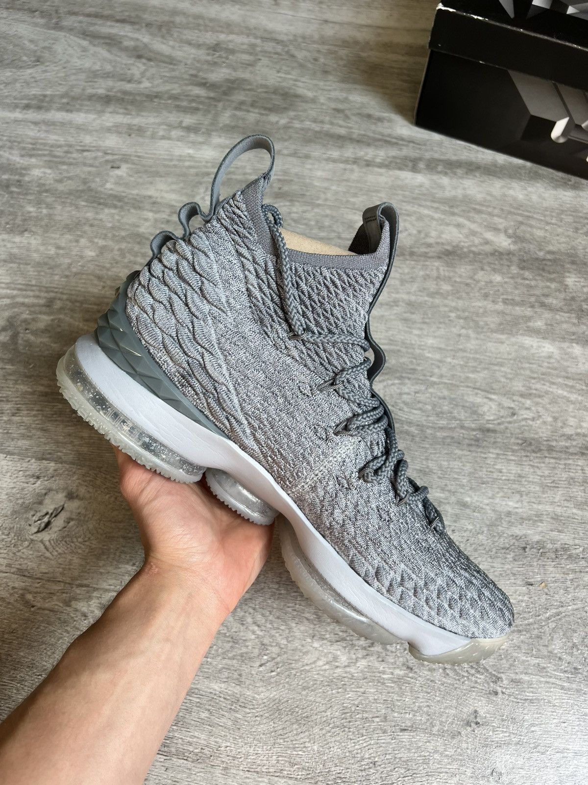 Nike Shoe’s Nike Lebron 15 City Series Size US 12 / EU 45 - 8 Thumbnail