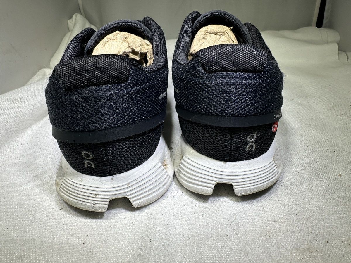 On PreOwned On Cloud 5 Black White Men's 8 Running Shoes Size US 8 / EU 41 - 4 Thumbnail
