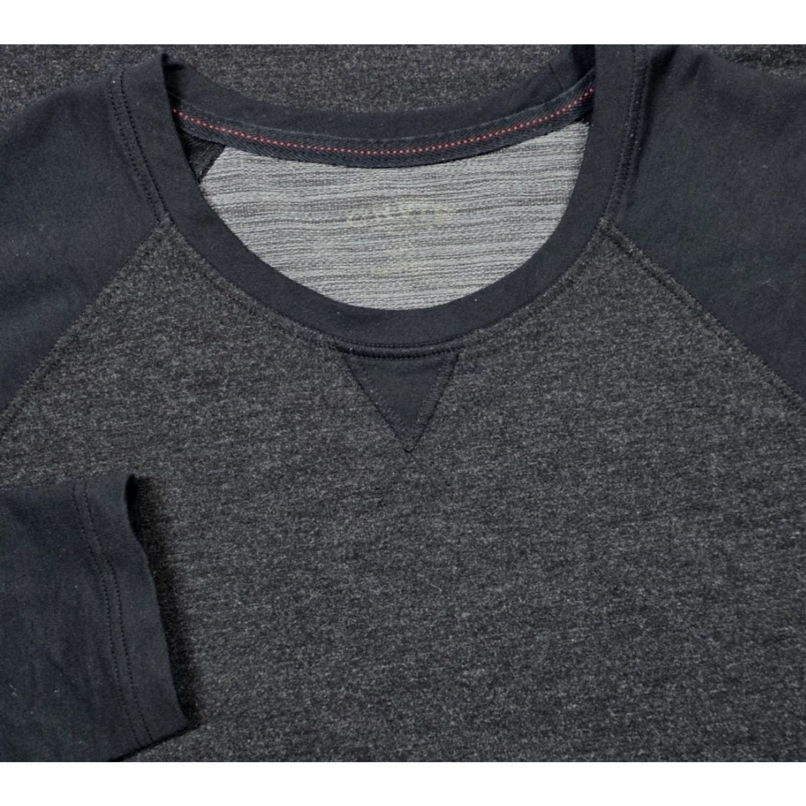 Orvis Orvis Shirt Men’s Crew Neck Raglan Long Sleeve T-shirt Two Tone Gray/Black Men’s 2XL Size US XXL / EU 58 / 5 - 2 Thumbnail