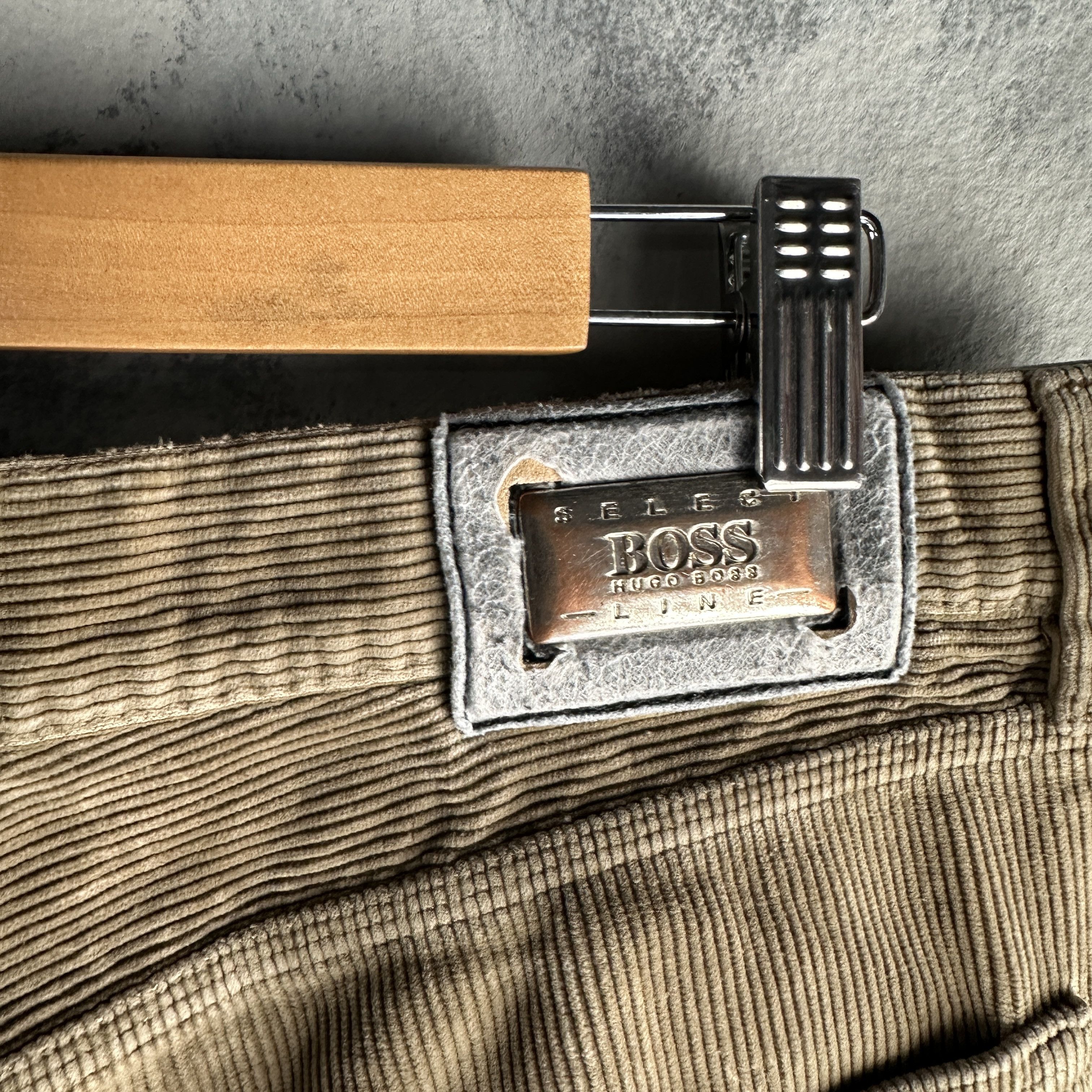 Hugo Boss Hugo Boss Corduroy Trousers Mens Alabama Pants Cord Jeans Size US 36 / EU 52 - 7 Thumbnail