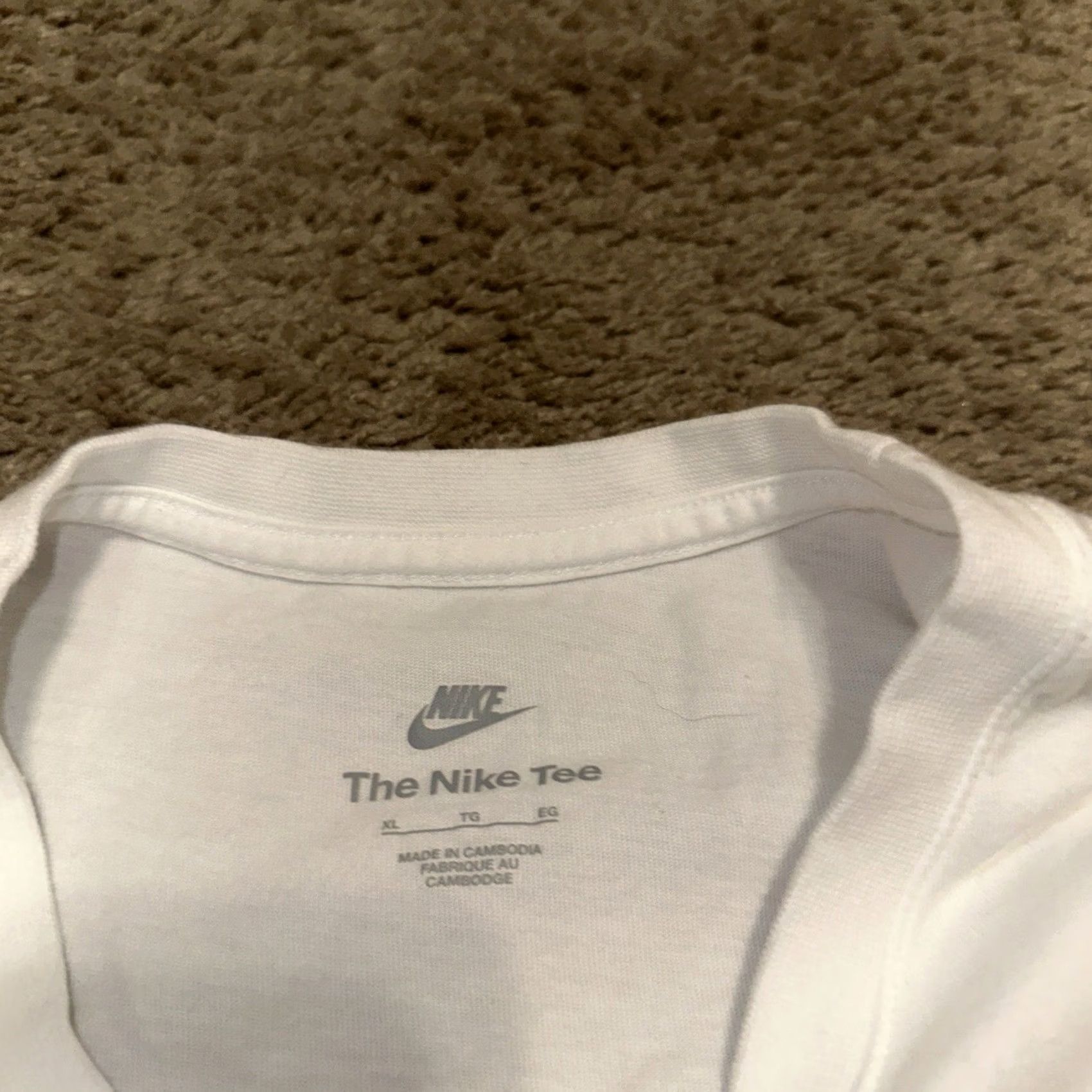 Nike Nike Shirt Mens XL White Graphic Print Short Sleeve Berlin Size US XL / EU 56 / 4 - 3 Thumbnail