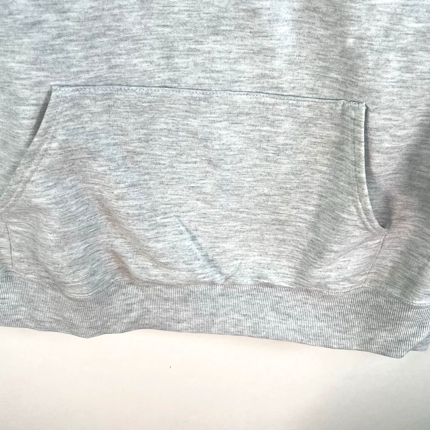 Gildan Gildan Hershey's Pullover Sweatshirt Womens 2XL Gray High Neck Long Sleeve Alice in Wonderland Logo Activewear Size XXL / US 16-18 / IT 52-54 - 2 Thumbnail