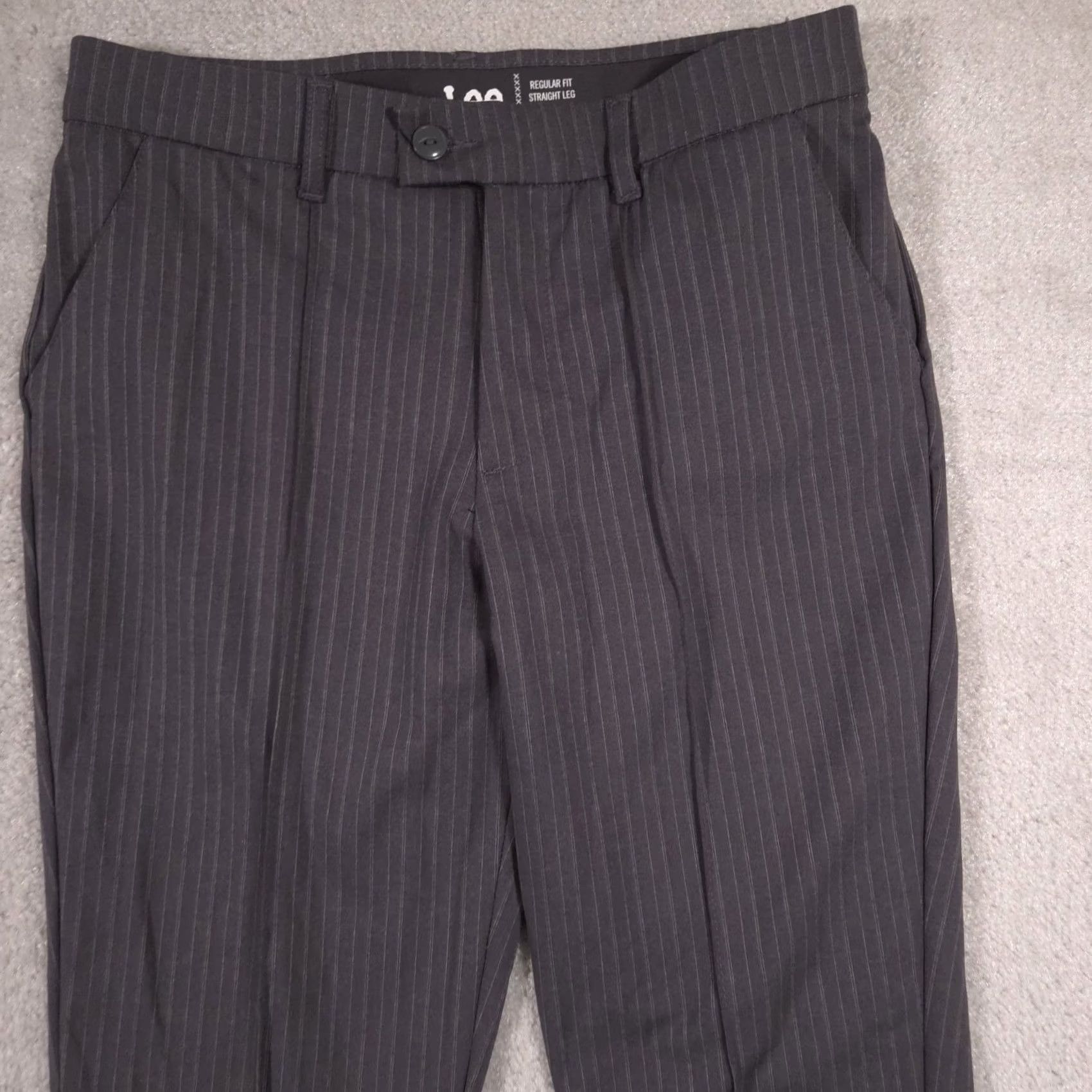 Lee Lee Pants Women's 8 Medium Gray Straight Leg Mid Rise Wrinkle Free Pinstripe Size 30" / US 8 / IT 44 - 3 Thumbnail