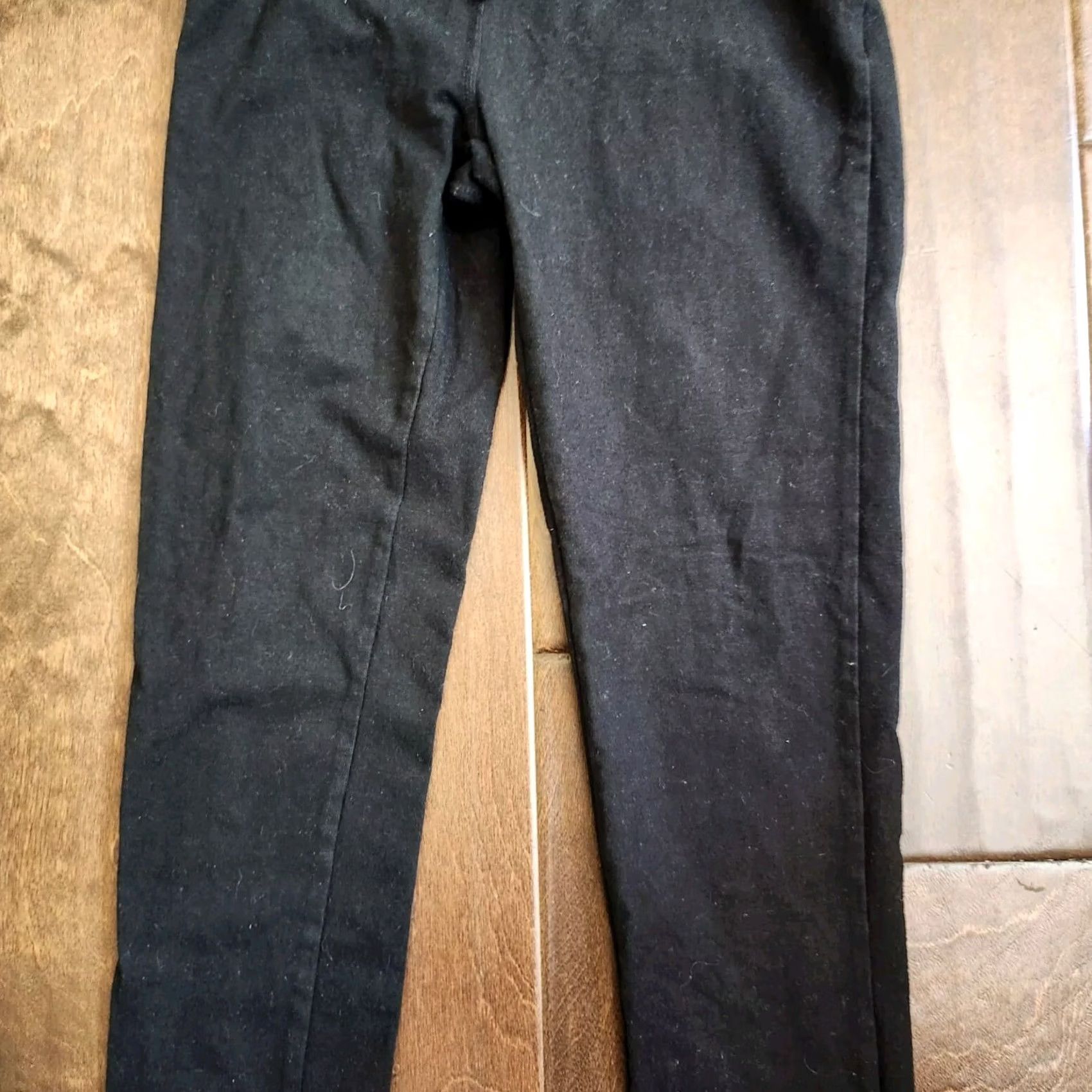 Forever 21 FOREVER 21 Leggings Women's Junior Gray Black XS Ankle Solid Casual Activewear Yoga Gym & Training Running & Jogging Boys Girls? Size 26" / US 2 / IT 38 - 3 Thumbnail