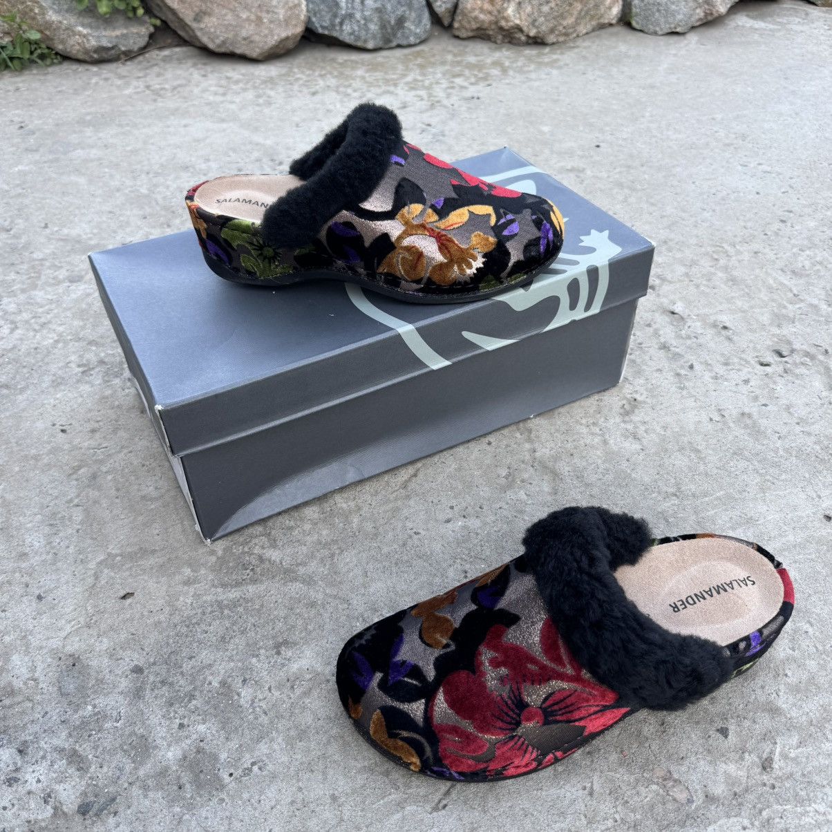 Hypebeast Luxury Women’s Salamander Slip On Size 38 Y2K 00s USA Size US 8 / IT 38 - 2 Thumbnail