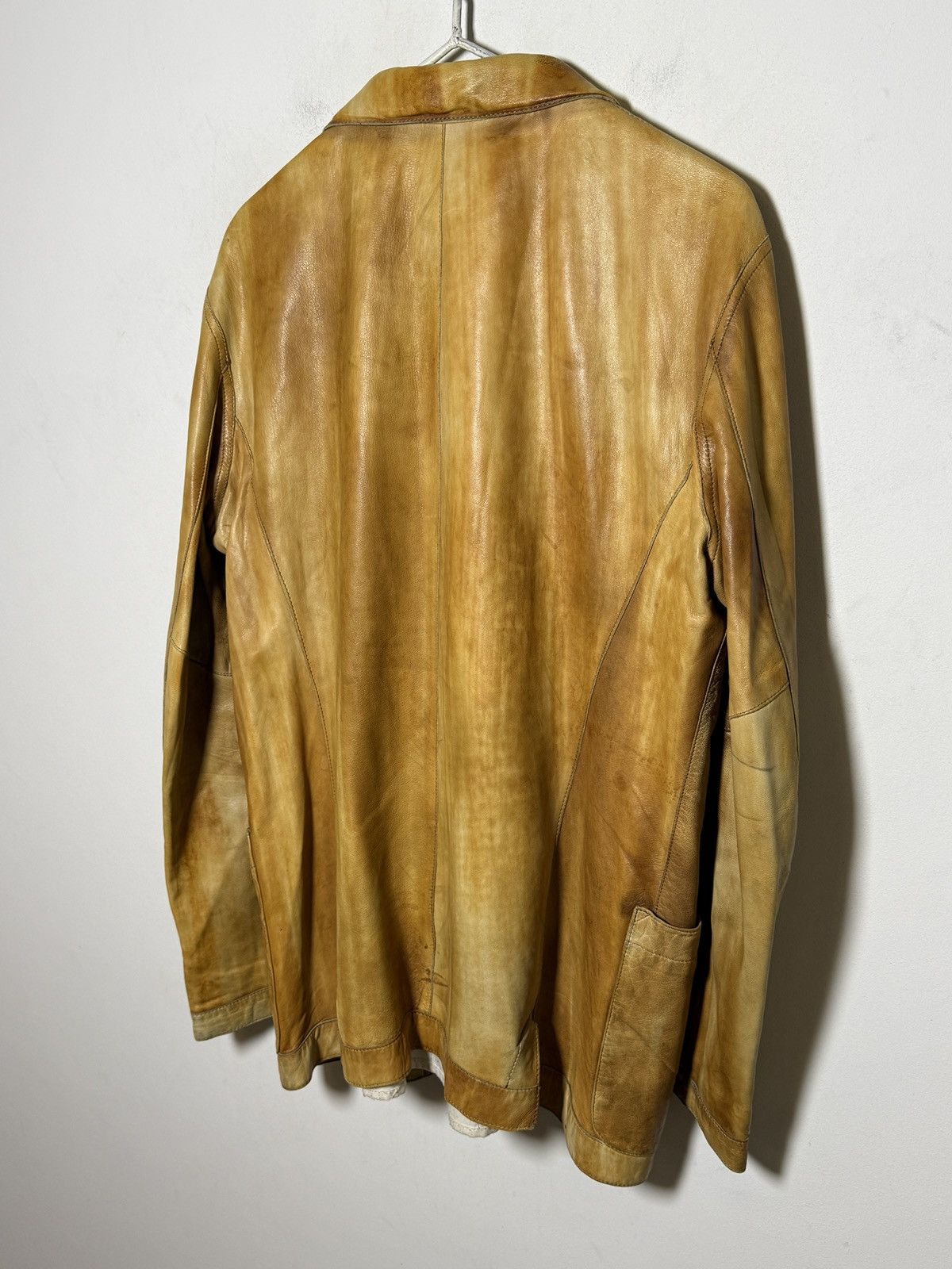 Giorgio Armani Vintage Armani leather chore jacket in distressed honey tan Size US M / EU 48-50 / 2 - 8 Thumbnail