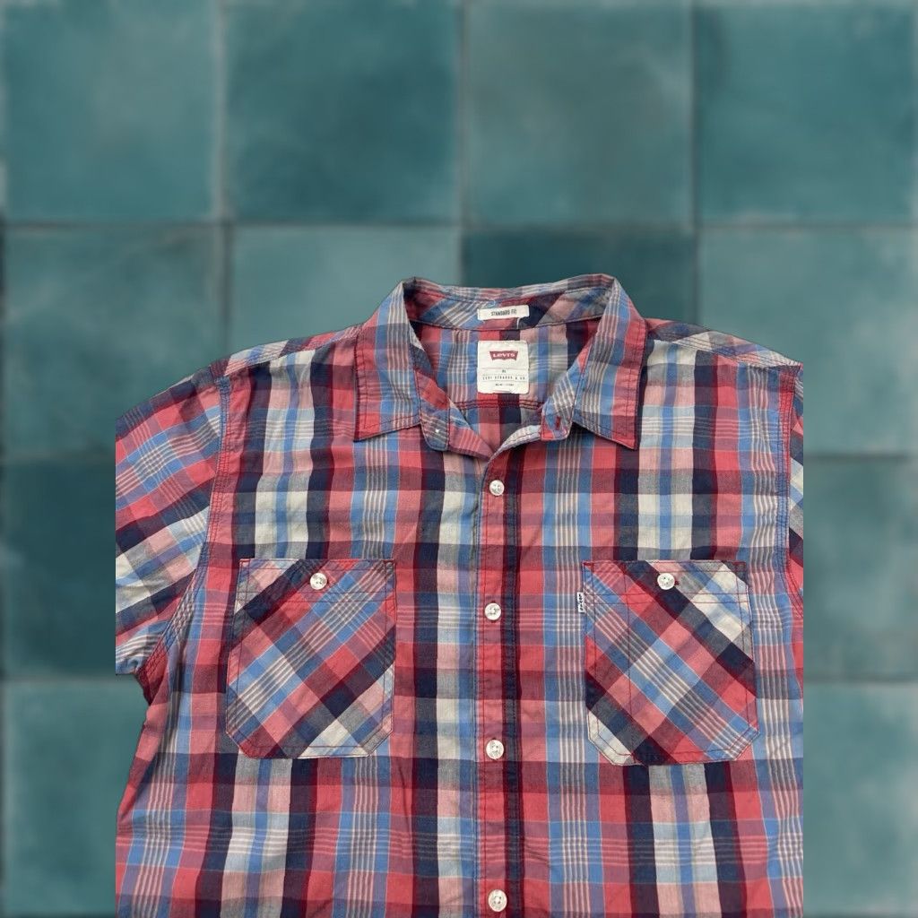 Levi's Levi’s Shirt Mens XL Plaid Button-Up Short Sleeve Casual Standard Fit Multicolor Button-Up Button-Front Classic Mens XL Plaid Shirt Size US XL / EU 56 / 4 - 1 Thumbnail
