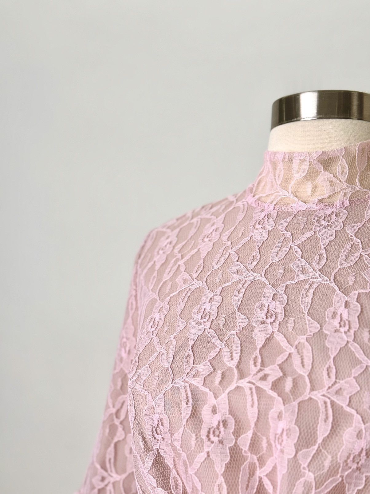 Other Preloved US 8 Anna Augusta Pink Lace Maxi Evening Dress Size M / US 6-8 / IT 42-44 - 5 Thumbnail