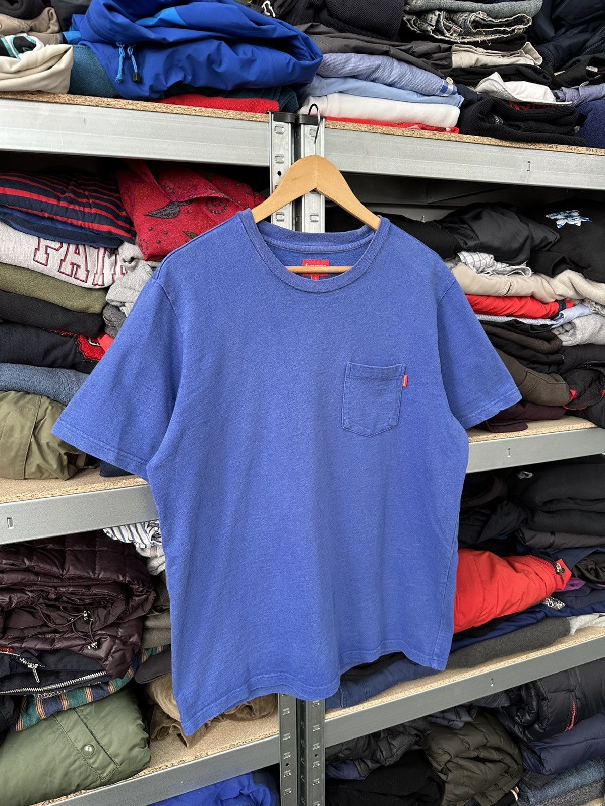 Supreme Supreme Pocket T-Shirt Red Box Logo Blue Faded Y2K Basic Tee Size US L / EU 52-54 / 3 - 2 Thumbnail