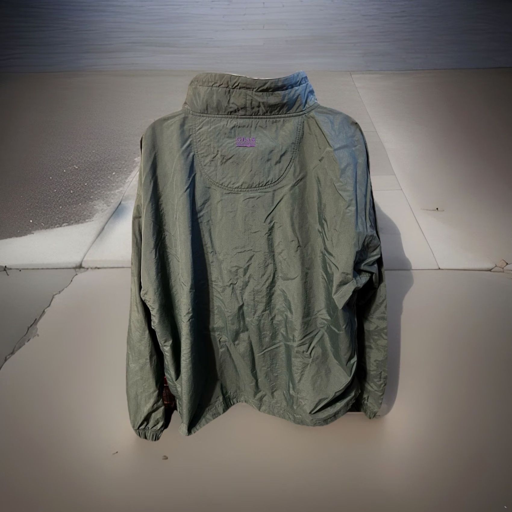 Vintage VTG Mercyhurst University Pullover Windbreaker Unisex Adults 2XL Green Mock Neck Nylon Jacket Mid-Length Solid Centered Chest 64 In Classic Fit Size US XXL / EU 58 / 5 - 7 Thumbnail
