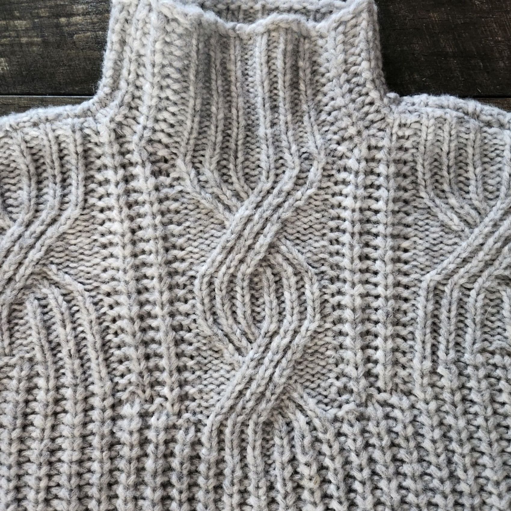 Vintage Aerie Sweater Women's Small Gray Chunky Cable Knit Turtleneck Oversized Size S / US 4 / IT 40 - 2 Thumbnail
