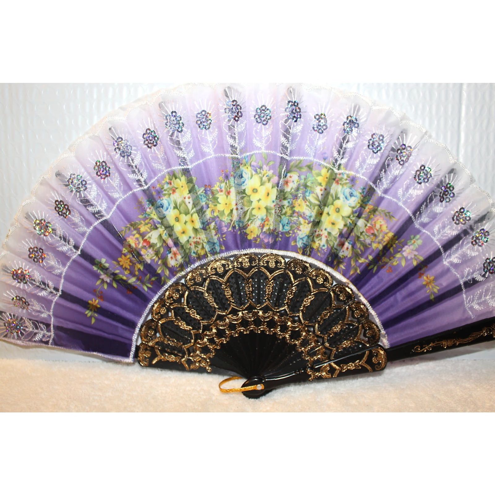Vintage VINTAGE FAN Small Hand Fan with Flowers Sequin B3 - 16in Wide, 9in Closed - Unbranded / Handheld Fan #3811 Mens? No gender; omit. Size ONE SIZE - 2 Thumbnail