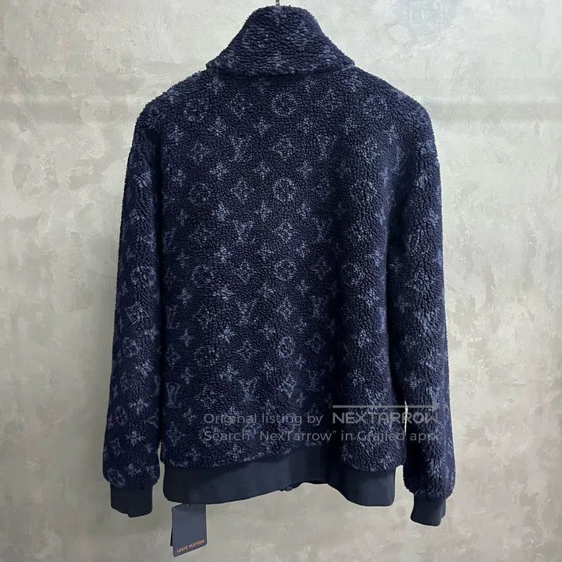 Louis Vuitton Louis Vuitton Navy full jacquard suede Logo jacket Size US S / EU 44-46 / 1 - 2 Thumbnail