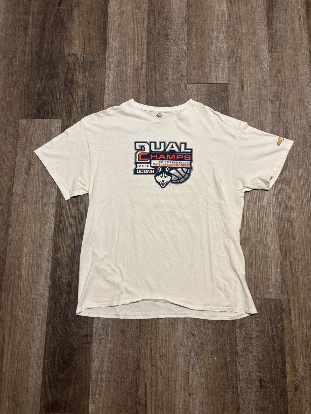 NCAA 2014 Uconn Huskies NCAA Basketball National Champions Tee Size US XL / EU 56 / 4 - 1 Thumbnail