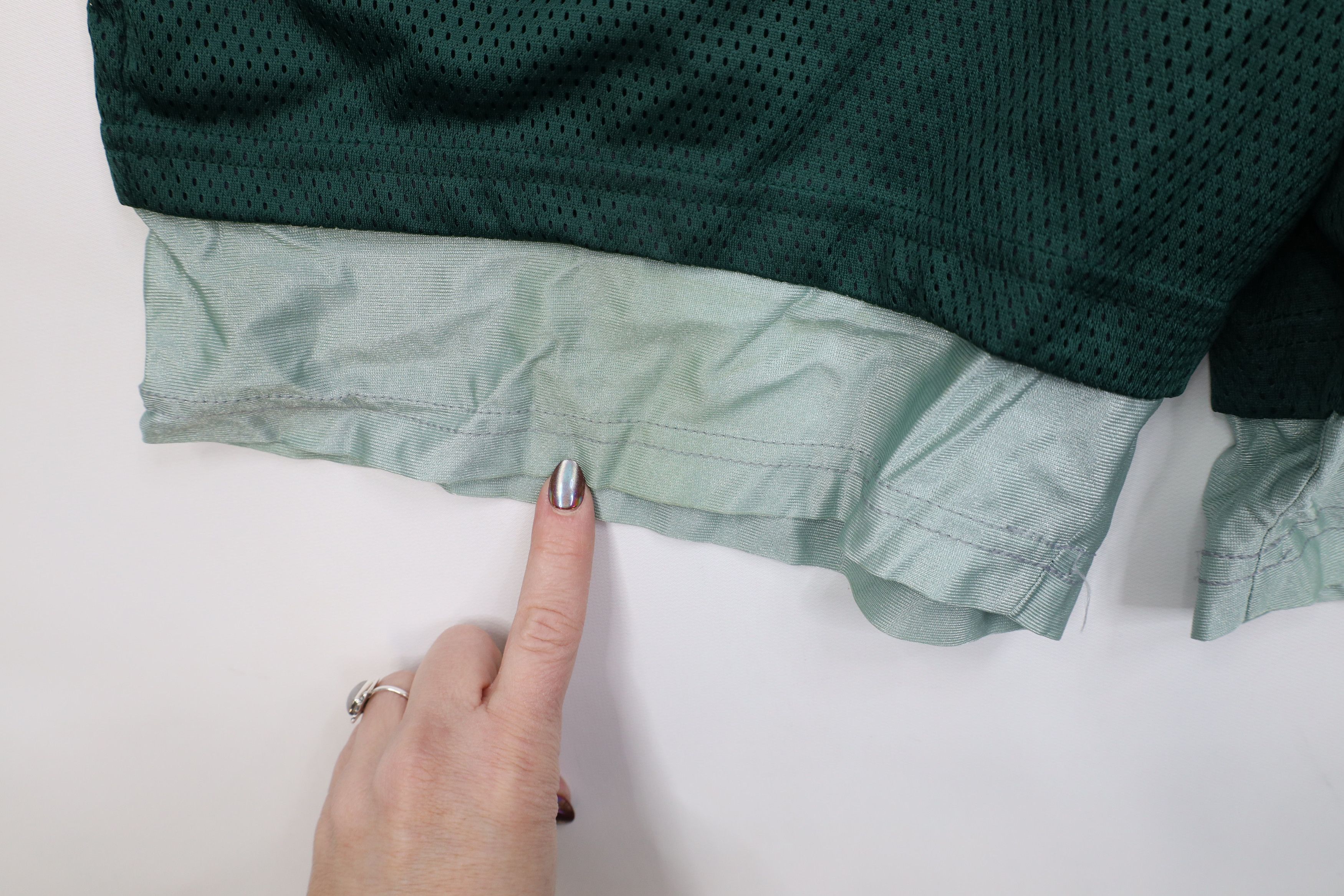 Vintage Vintage 90s Streetwear Layered Above Knee Mesh Shorts Green Size US 32 / EU 48 - 7 Thumbnail