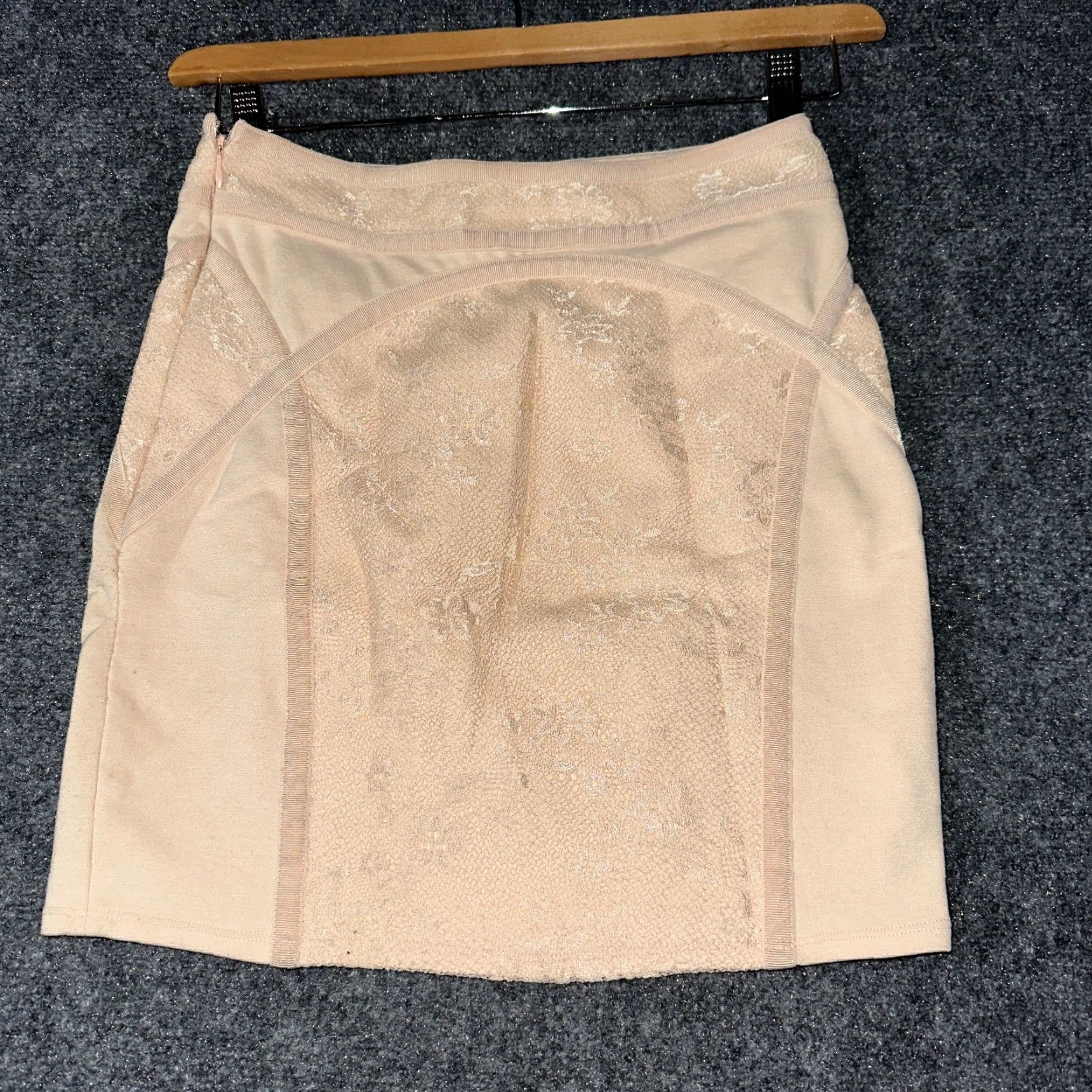 Free People Free People Skirt Womens XS Pencil Side Zip Peach Lace Overlay Knit Size 26" / US 2 / IT 38 - 2 Thumbnail