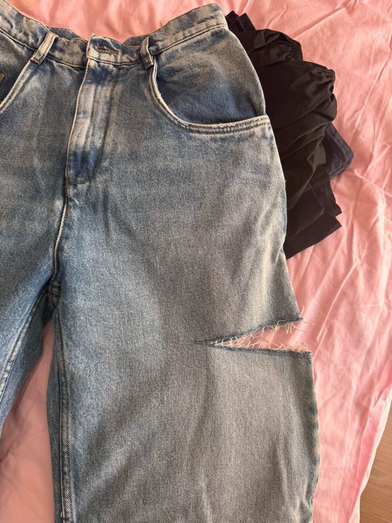 Maison Margiela Maison Margiela Cut jeans with a knife 2504-Nextarrow Size 26" / US 2 / IT 38 - 2 Thumbnail