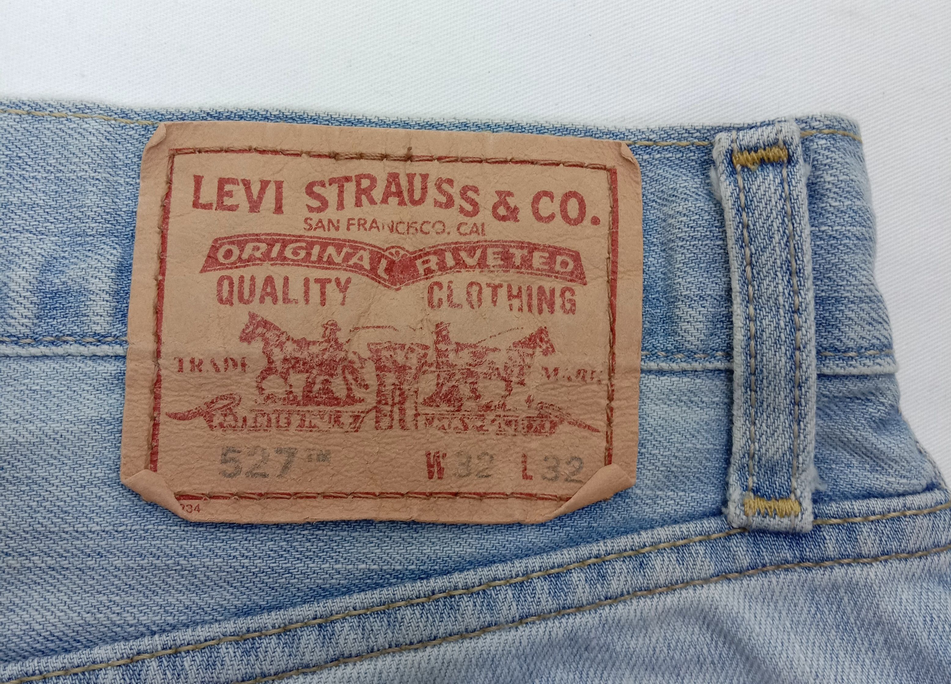 Levi's Vintage Levi's 527 Flare Jeans Light Wash Denim Size US 32 / EU 48 - 14 Thumbnail