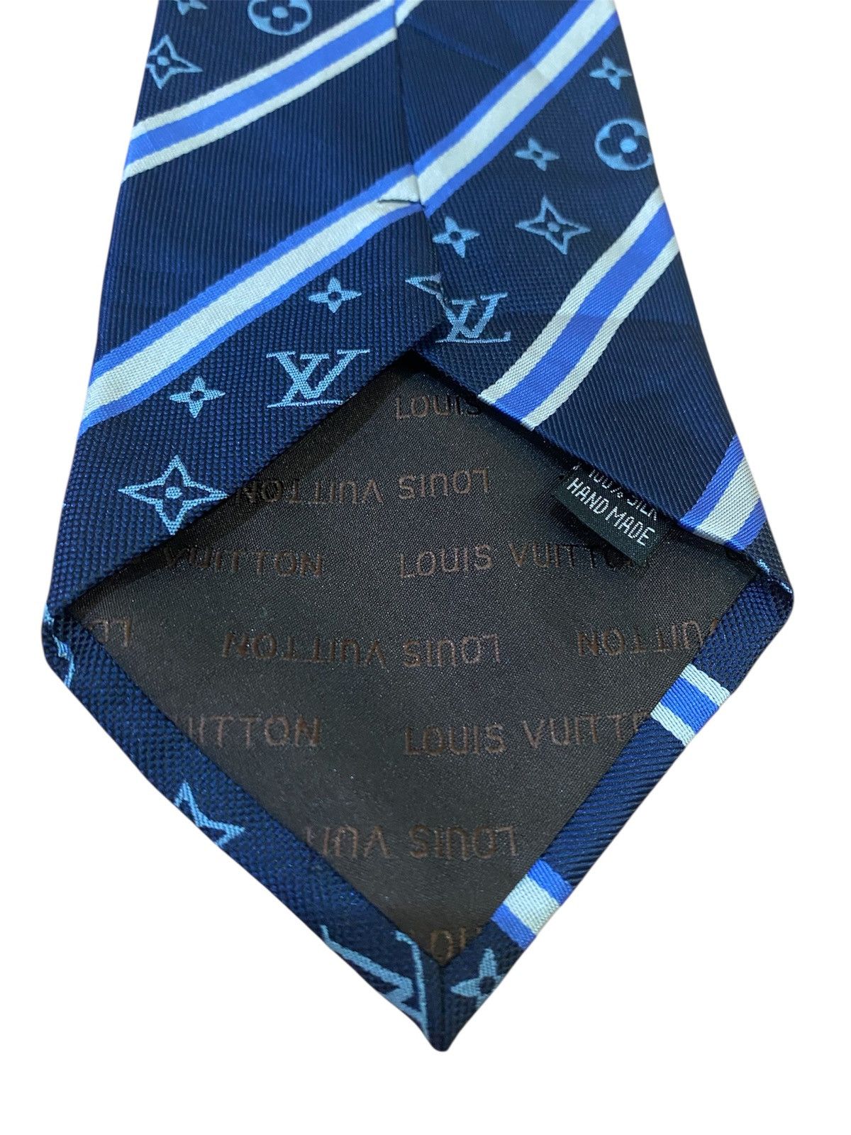 Louis Vuitton LV Tie and Pocketsquare 100% Silk Hand Made Size ONE SIZE - 8 Thumbnail