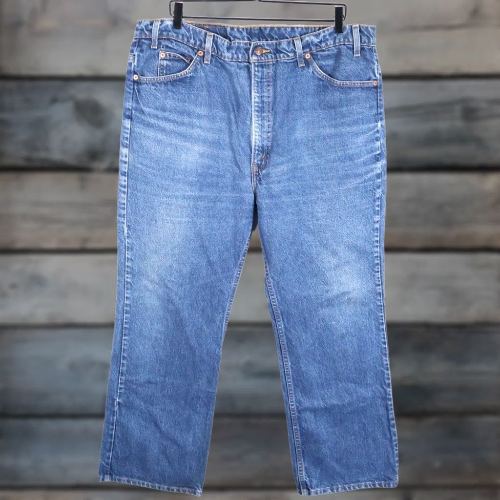 Levi's VINTAGE Levi's 517 Jeans Men Bootcut 1994 38 x 29 Blue Orange Tab VTG 90s Size US 38 / EU 54 - 1 Thumbnail