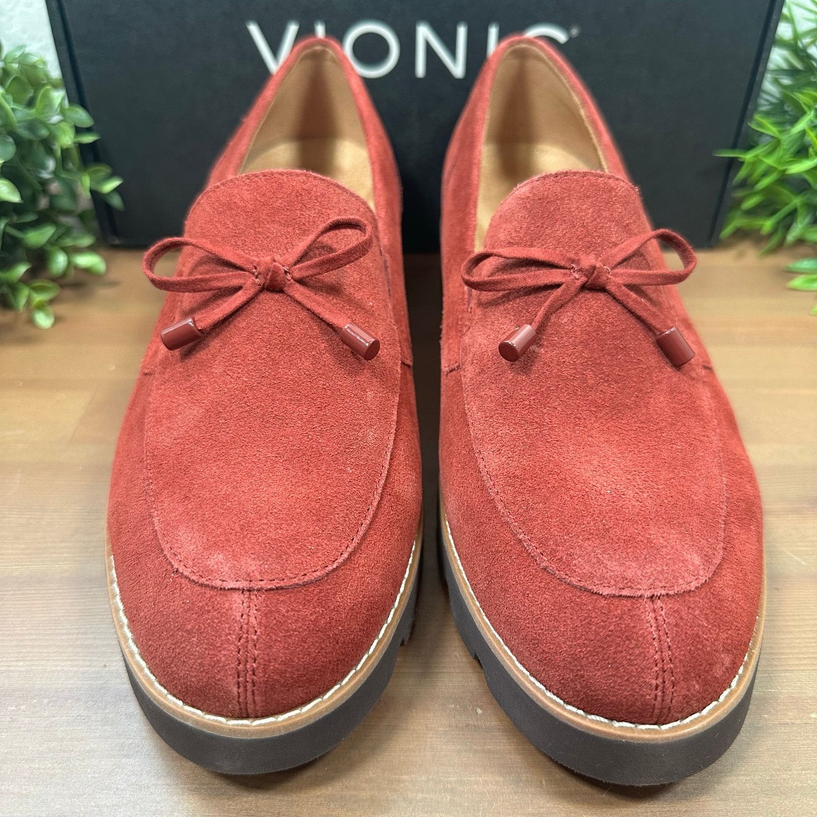 Vionic Vionic Women's Finley Suede Bow Loafers Size 7.5 Size US 7.5 / IT 37.5 - 4 Thumbnail