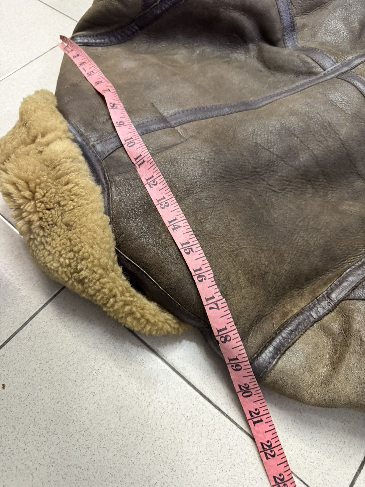 Schott VINTAGE 1980s SCHOTT B-3 SHEARLING JACKET Size US M / EU 48-50 / 2 - 14 Thumbnail