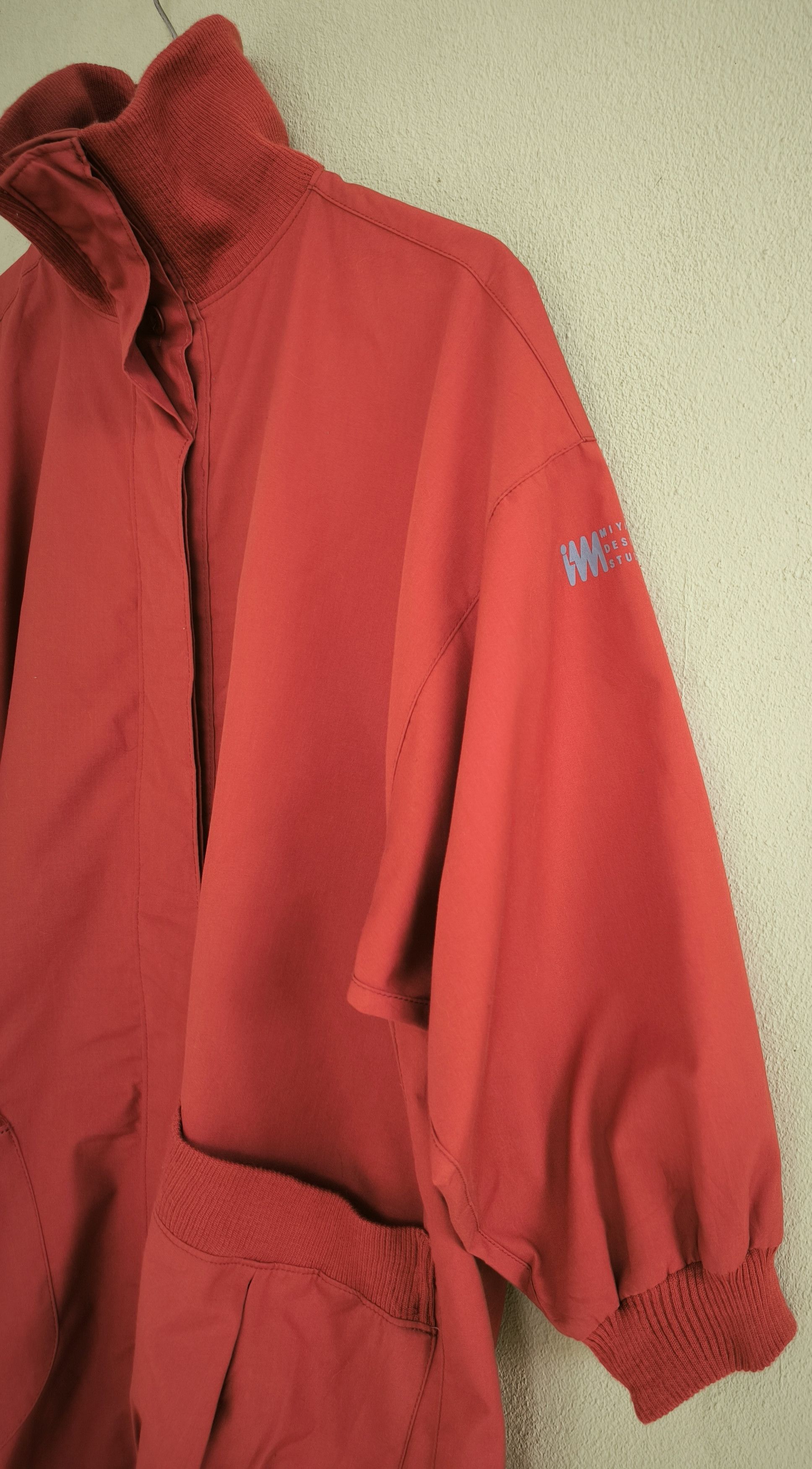 Issey Miyake × Vintage Vtg ISSEY MIYAKE squirrel hidden button windcoat Size US M / EU 48-50 / 2 - 3 Thumbnail