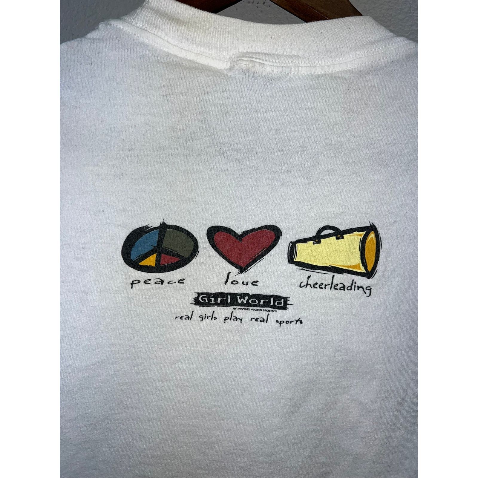 Vintage Vintage Girl World Shirt Peace Love Cheerleading Tee XL Size US XL / EU 56 / 4 - 8 Thumbnail