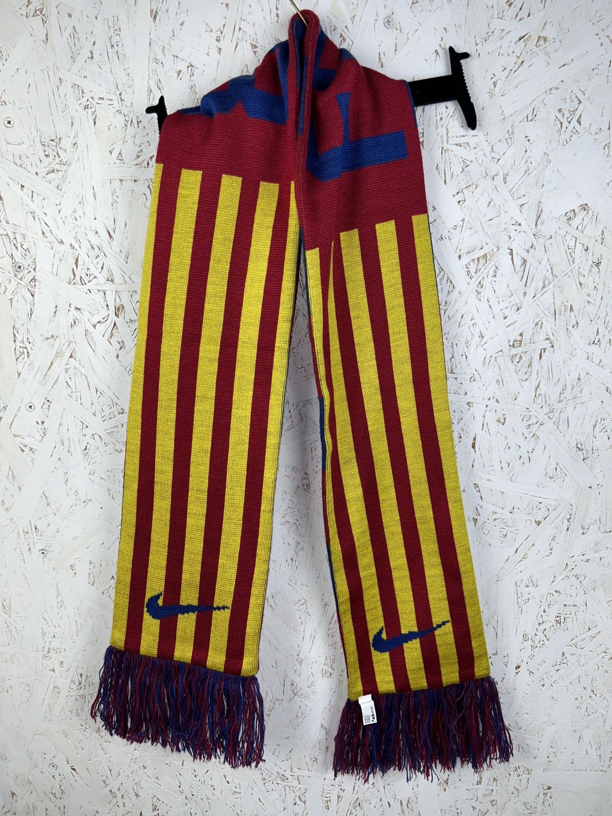 Nike Nike FC Barcelona 2011-12 Double Sided Fanwear Scarf Size ONE SIZE - 4 Thumbnail