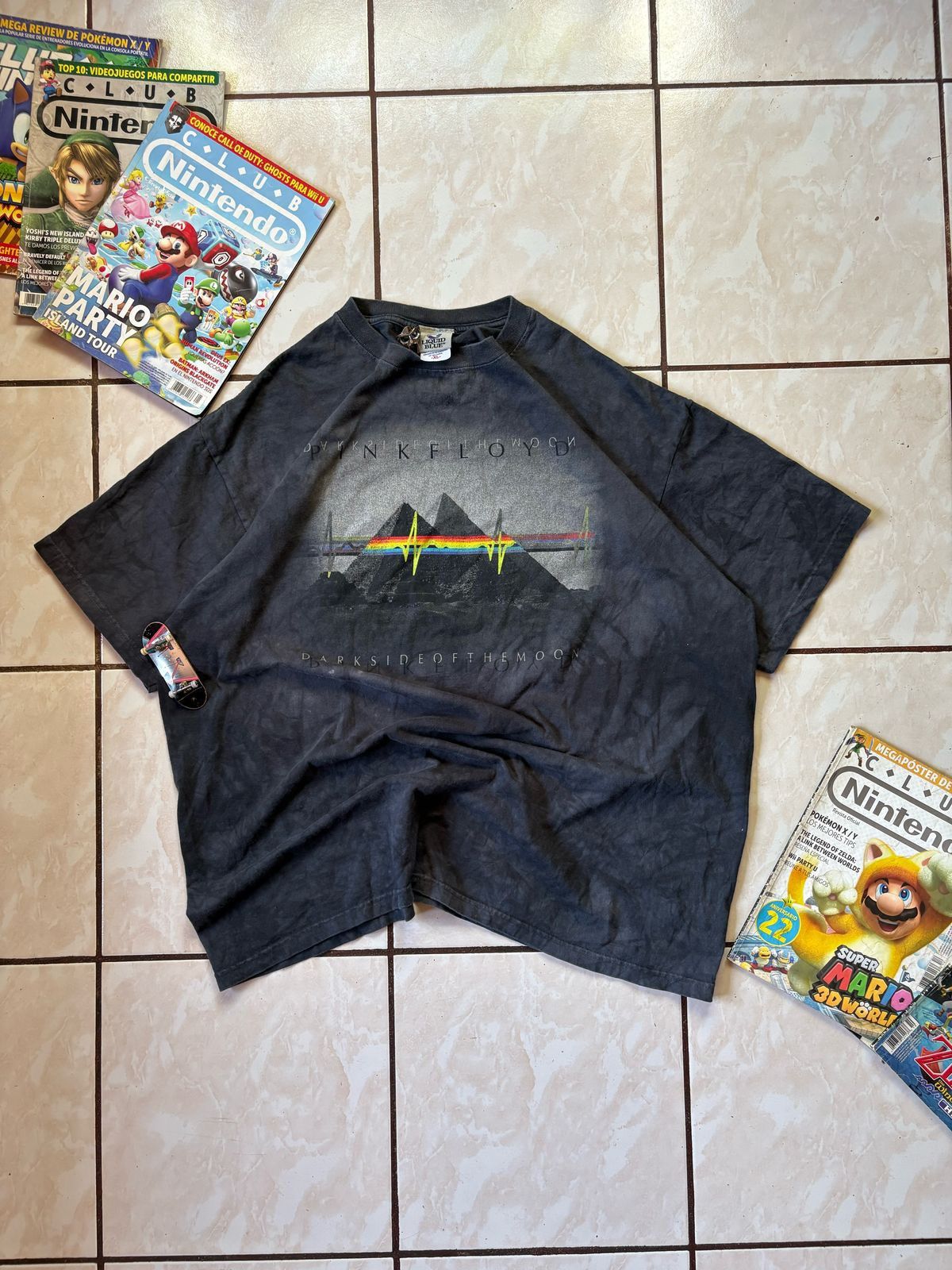 Liquid Blue Pink Floyd 2000s Size US XL / EU 56 / 4 - 4 Thumbnail