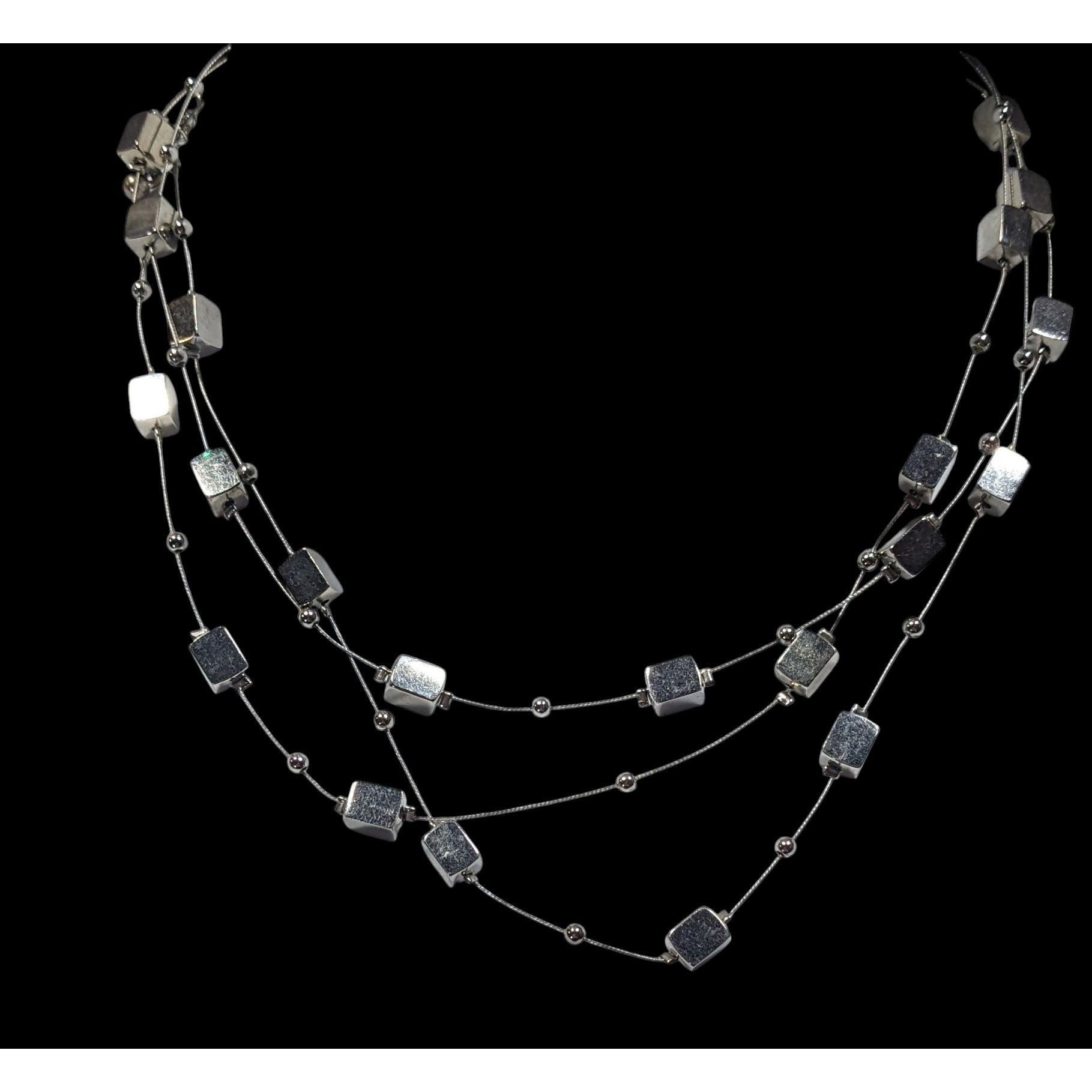 Other Lia Sophia "Mainstream" Floating Necklace With Silver Tone C Size ONE SIZE - 3 Thumbnail