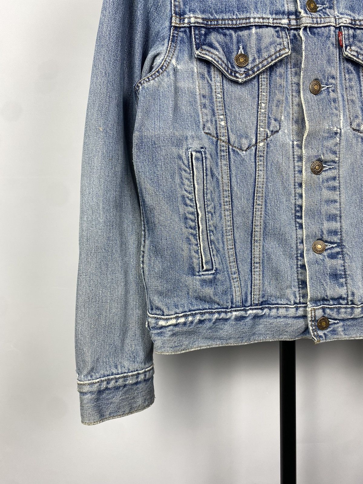 Jean × Levi's × Levi's Vintage Clothing Vintage 90's Distressed Levi's Trucker Denim Jacket Small Size US S / EU 44-46 / 1 - 5 Thumbnail