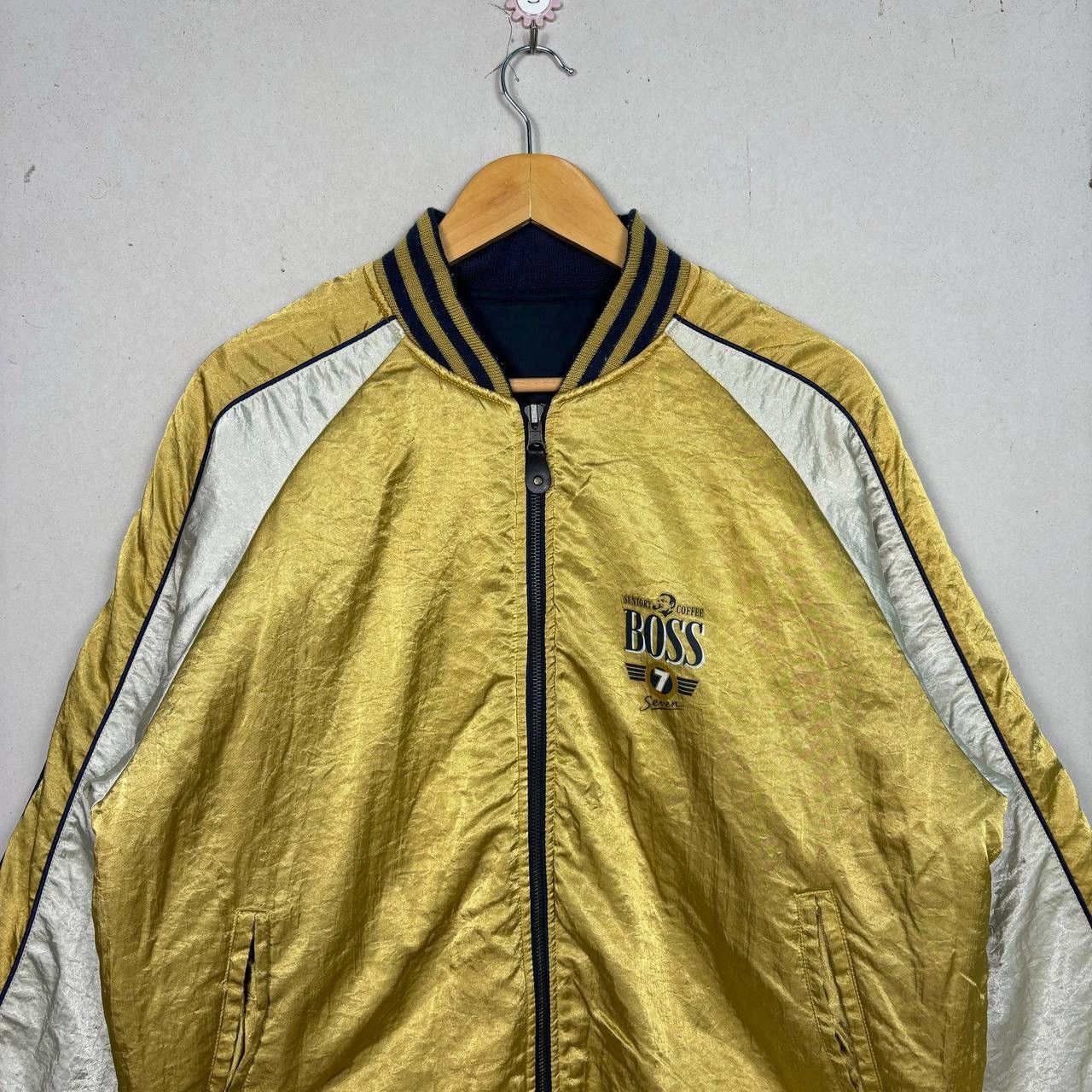 Japanese Brand Vintage Suntory Boss Coffee Bomber Jacket Size US L / EU 52-54 / 3 - 6 Thumbnail