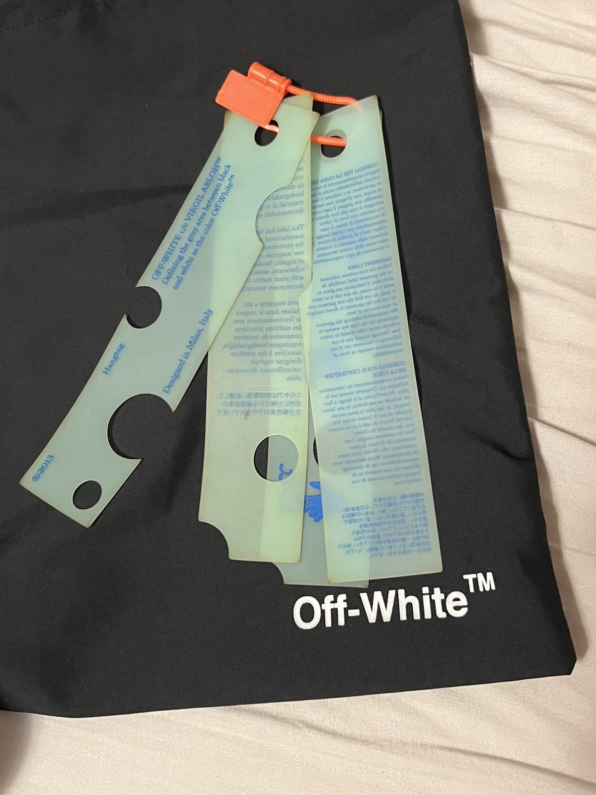 Off-White OFF-WHITE Arrow Plaque Nylon Bum Bag Black/Orange Size ONE SIZE - 9 Thumbnail