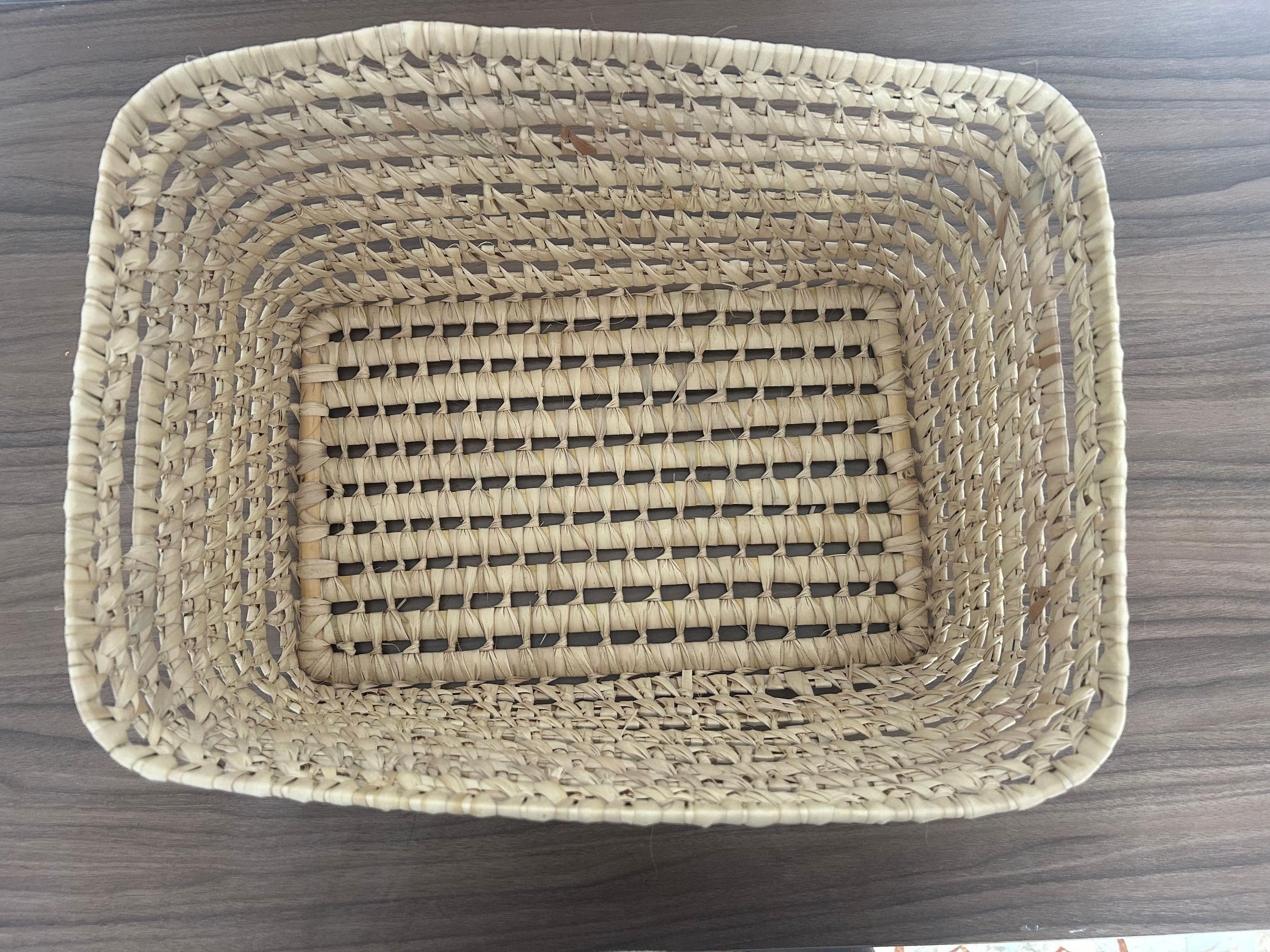 Vintage Moroccan Natural Palm Leaf Basket Size ONE SIZE - 5 Thumbnail
