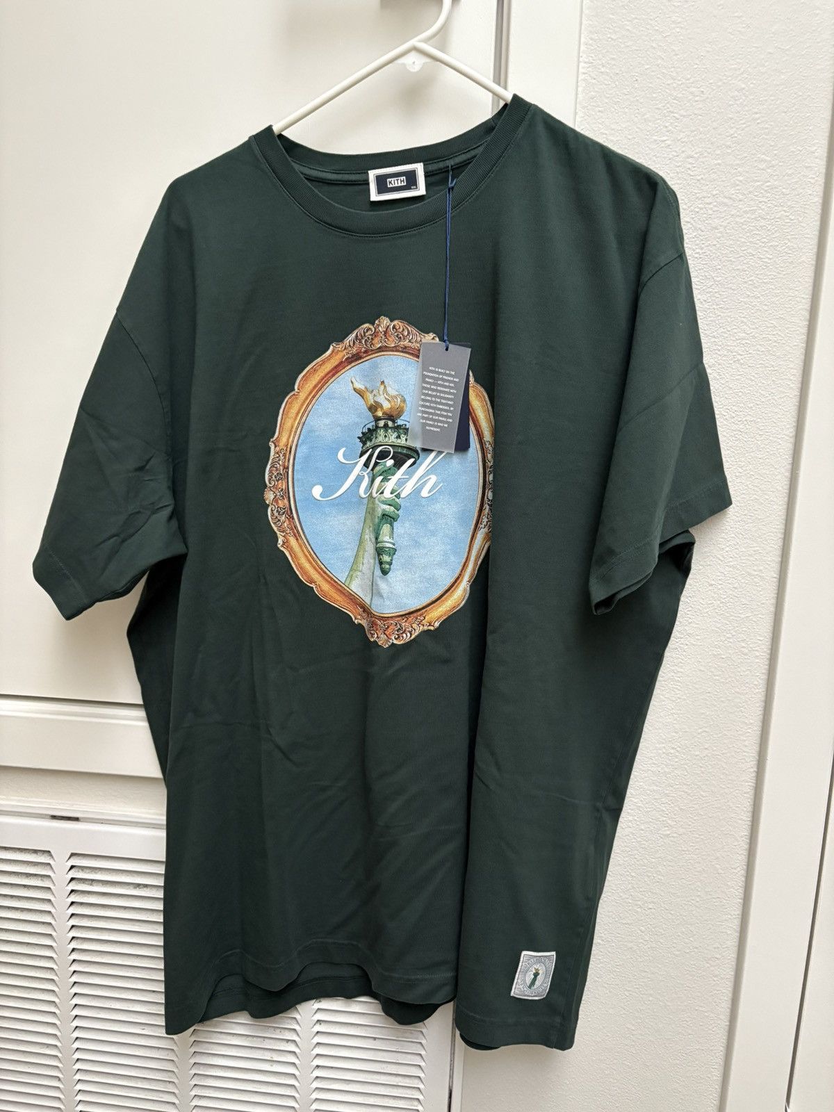 Kith Kith Sight & Sound 1996 Vintage Tee in Black | Grailed