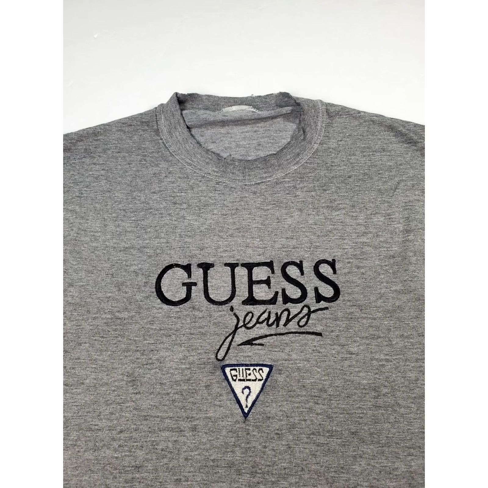 Guess VINTAGE GUESS T SHIRT Mens Gray Short Sleeve Embroidered Logo Distressed 1990s Med/Lrg Size US M / EU 48-50 / 2 - 5 Thumbnail