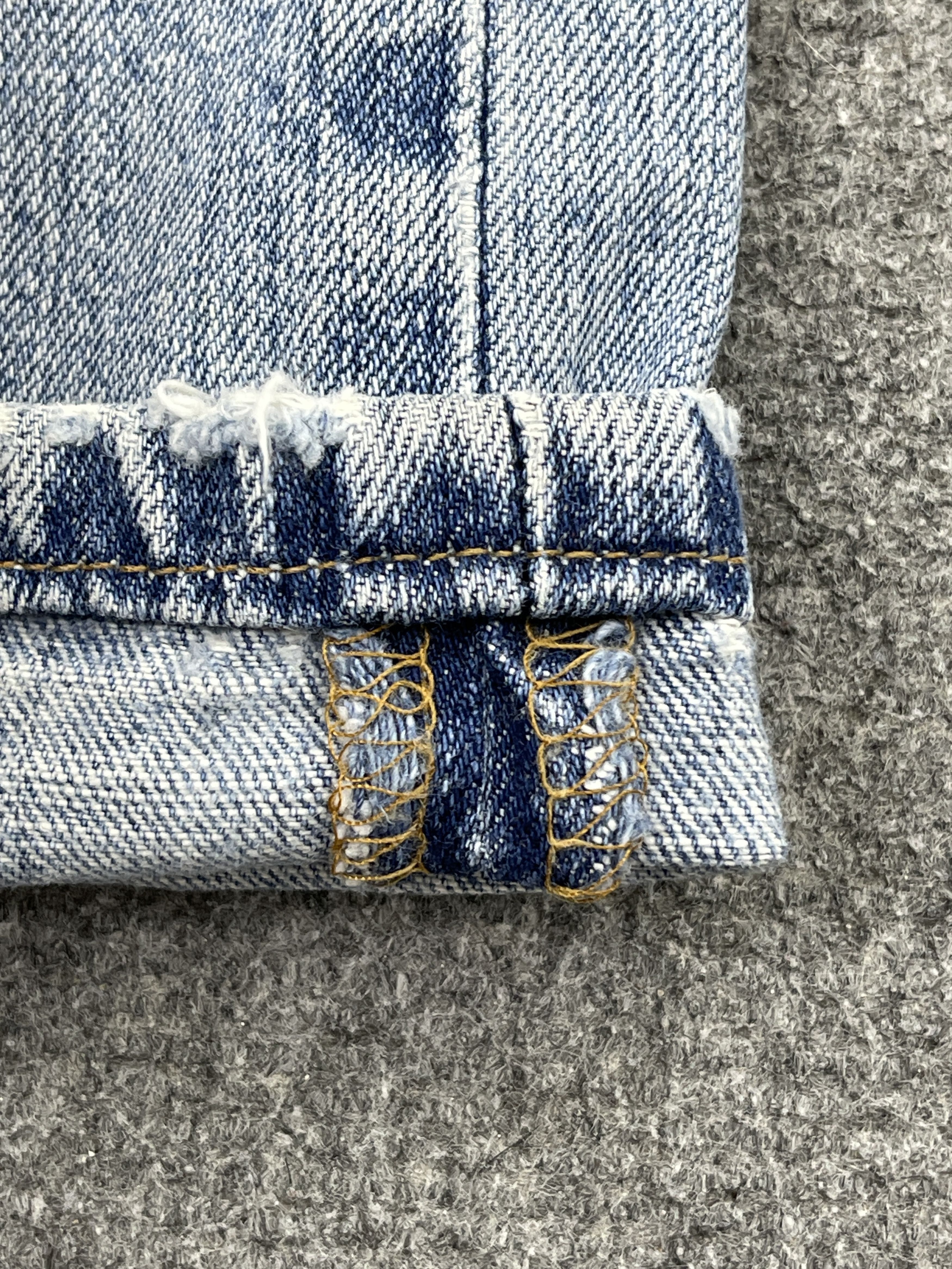 Levi's × Vintage Light Washed Vintage 90s Levi's 501 Jeans Size US 29 - 10 Thumbnail